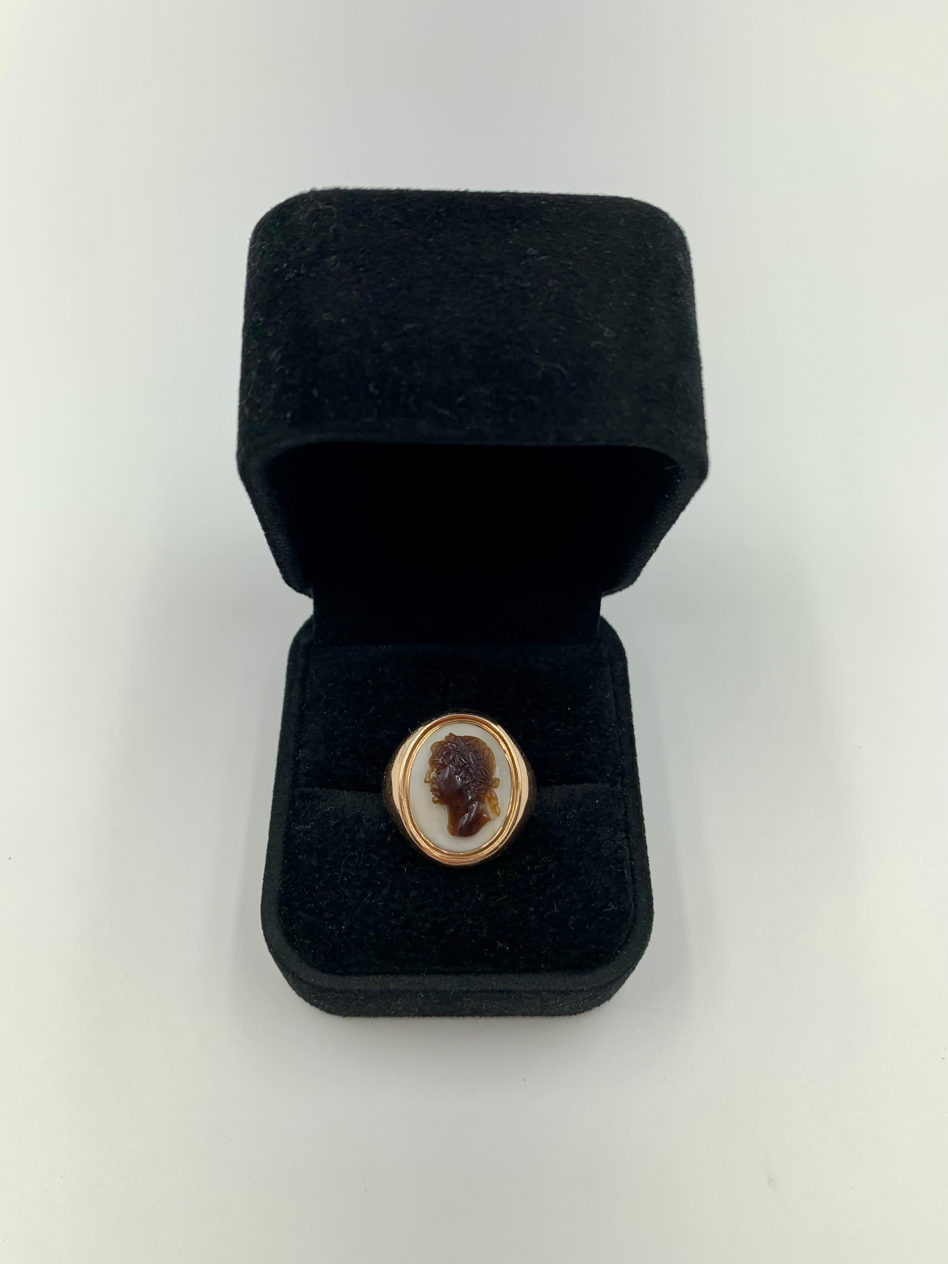 Römischer Kaiser Augustus georgische Periode Sardonyx Kamee 18K Gold Ring (Klassisch-römisch) im Angebot