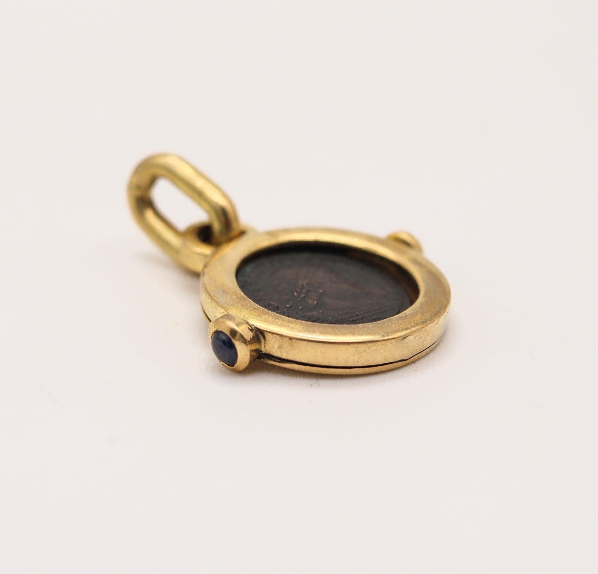 ROMAN EMPIRE 300 AD Emperor Constantine Coin Pendant In 18Kt Gold And Sapphires In Excellent Condition For Sale In Miami, FL