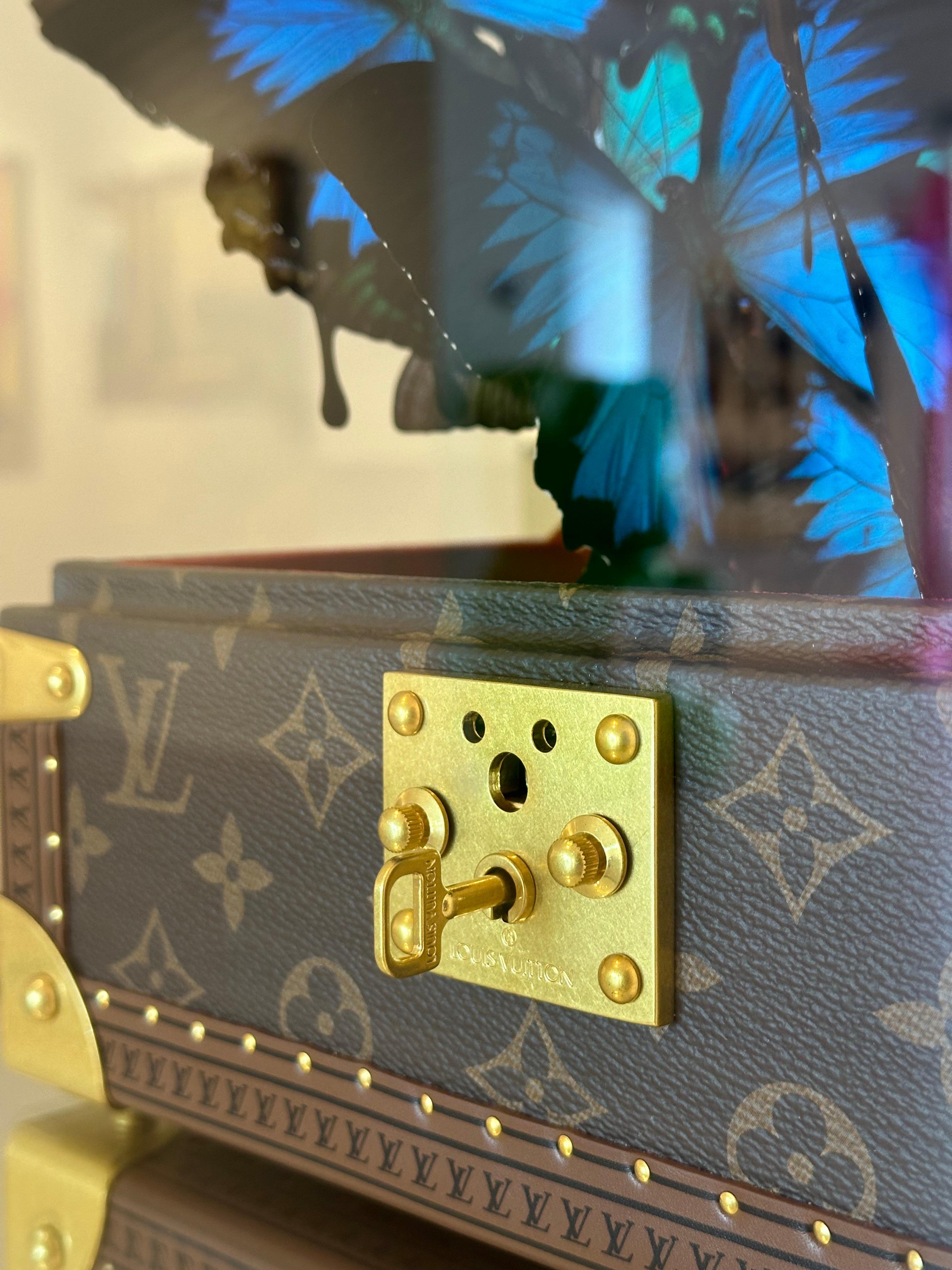 Louis Vuitton Tresor Blue For Sale 3