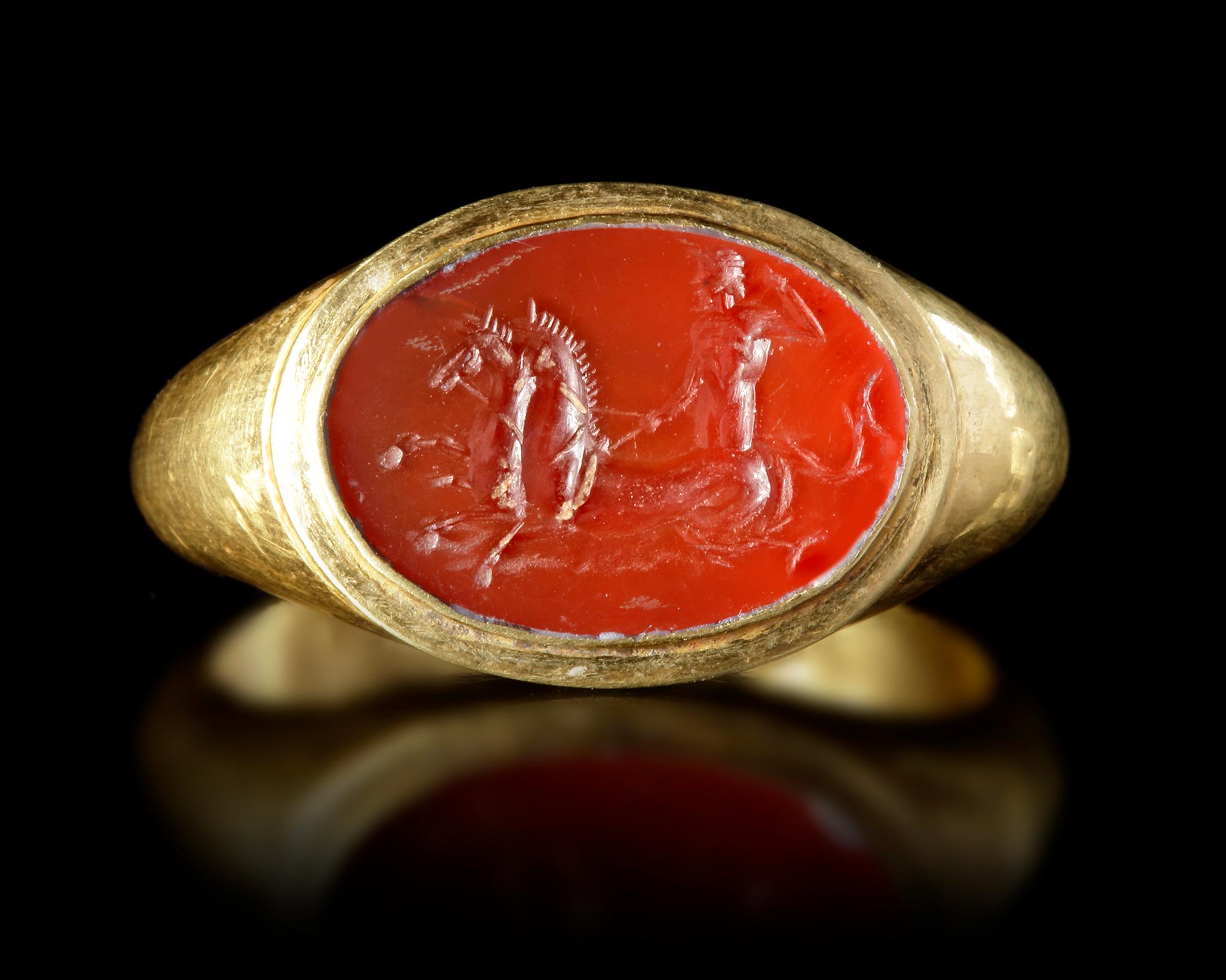 Roman Gold Ring Carnelian Intaglio Neptune In Biga Of Hippocamps 1st Century AD 1