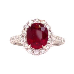 Roman + Jules Classic 2.52 Carat Gem Quality Red Ruby and Diamond Halo Ring