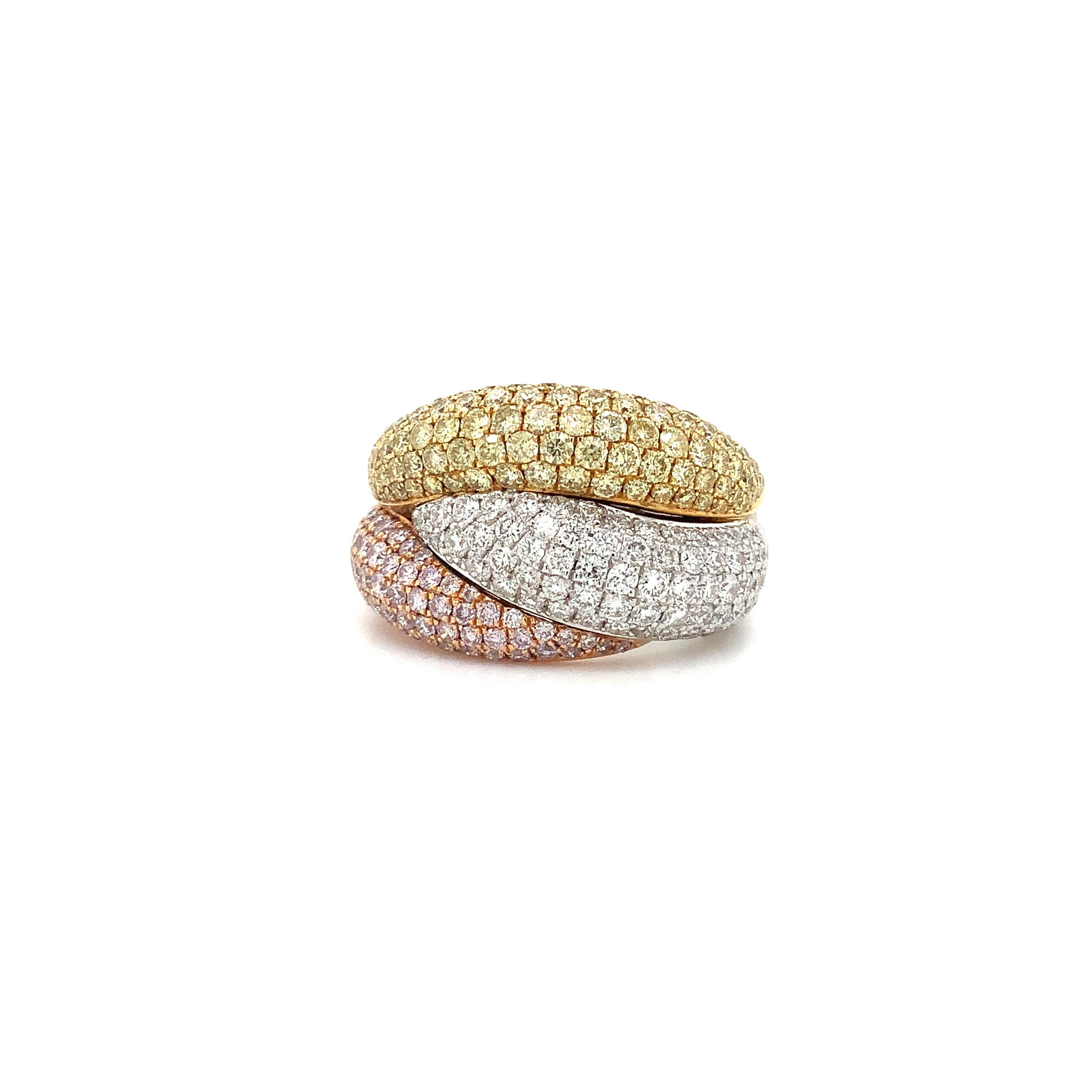 Modern Roman + Jules Fancy Colored Overlapping Diamond Pavé Ring Set in 18k Tri-Color G For Sale