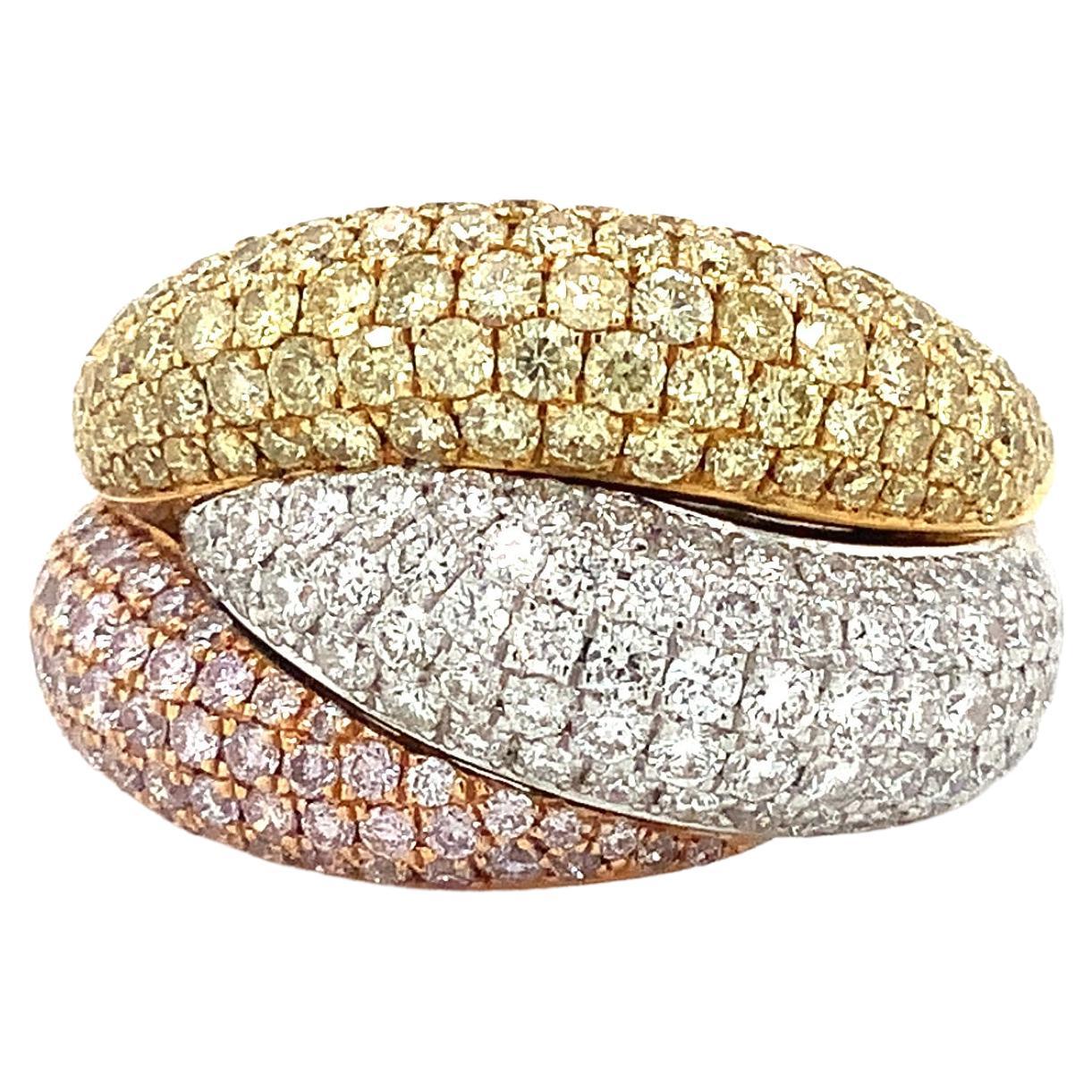 Roman + Jules Fancy Colored Overlapping Diamond Pavé Ring Set in 18k Tri-Color G For Sale