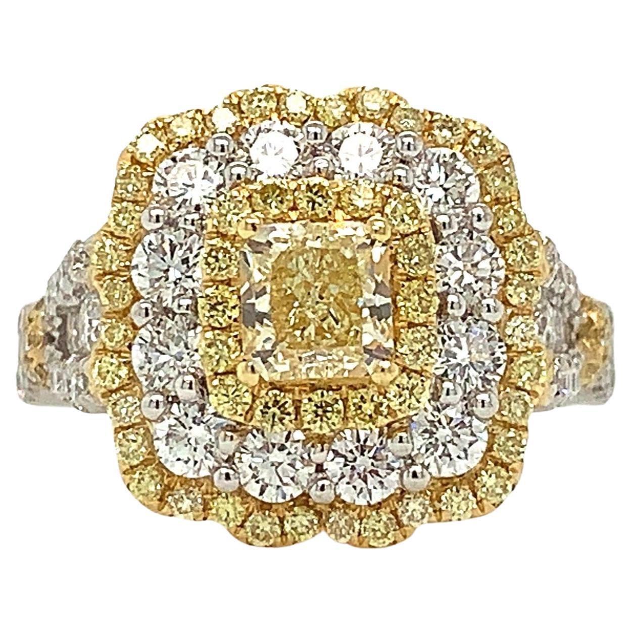 Roman + Jules Fancy Intense Yellow and White Fine Quality Diamond Ring in 18kt For Sale