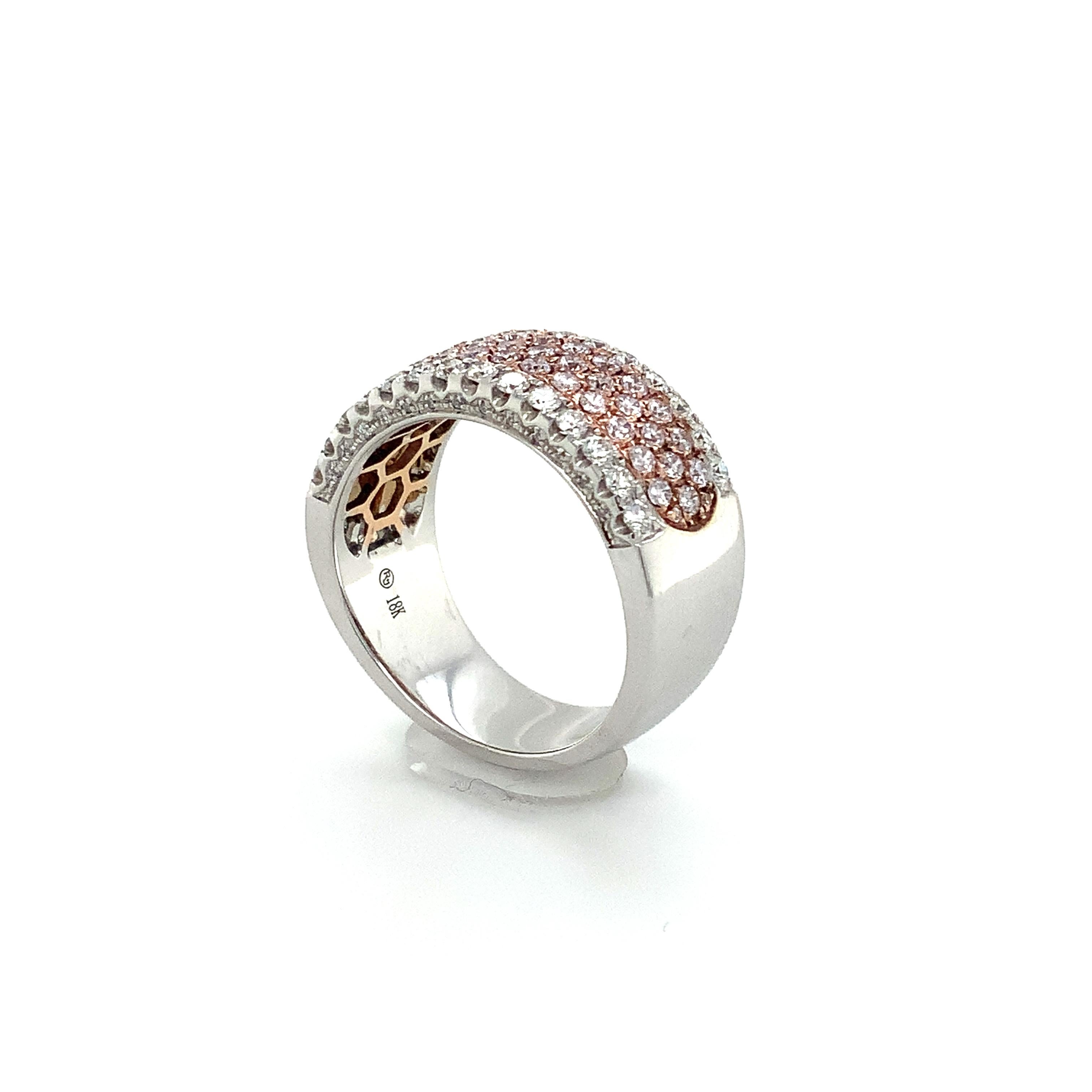 Roman + Jules Pavé de diamantes naturales rosas y blancos en cinco filas, 18k en venta 1