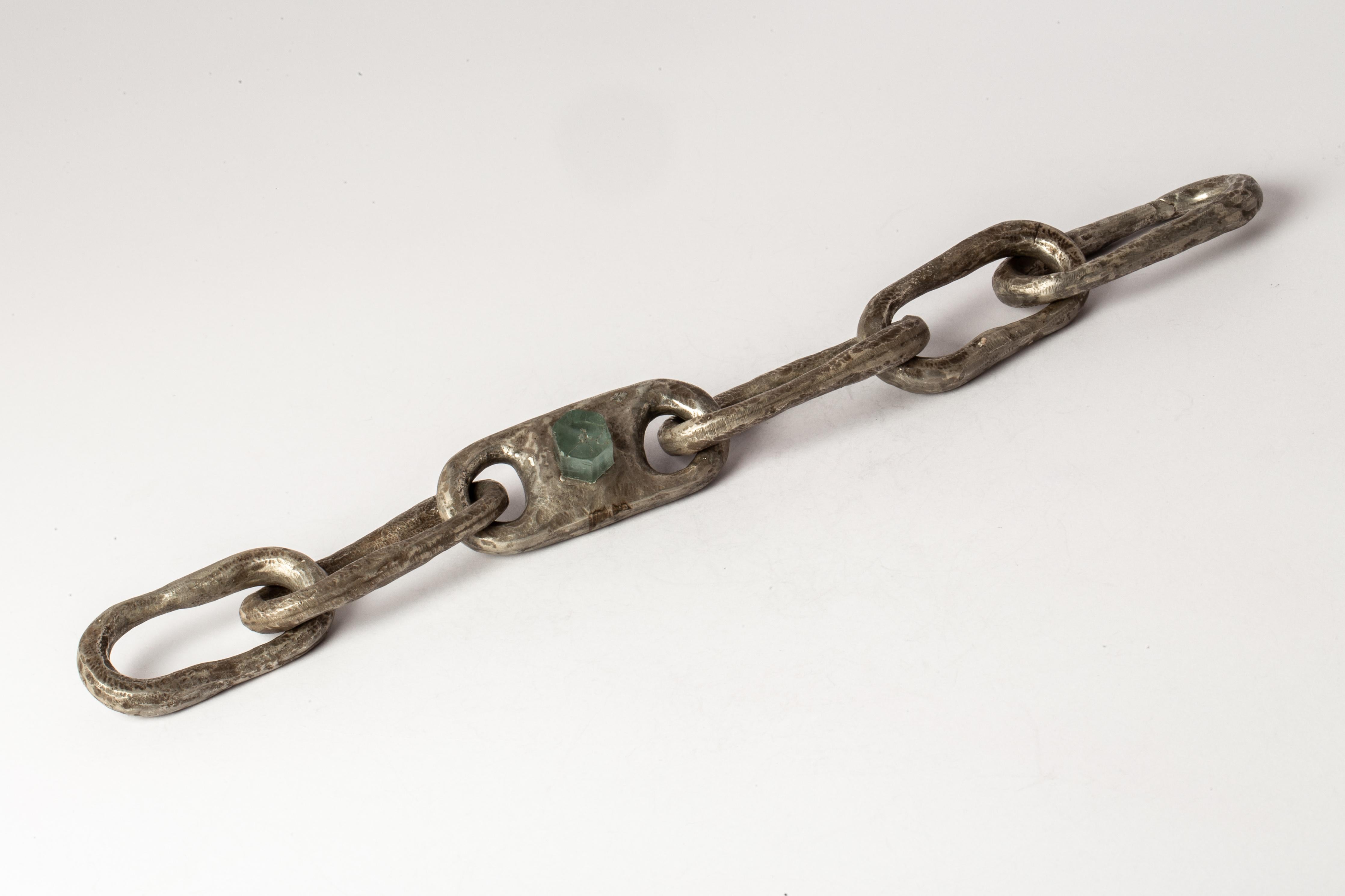Roman Large Link Bracelet w/ Large Closed Link (Aquamarine, DA+AQU) In New Condition For Sale In Paris, FR