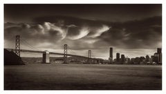 Nuvole svolazzanti sul Bay Bridge, San Francisco