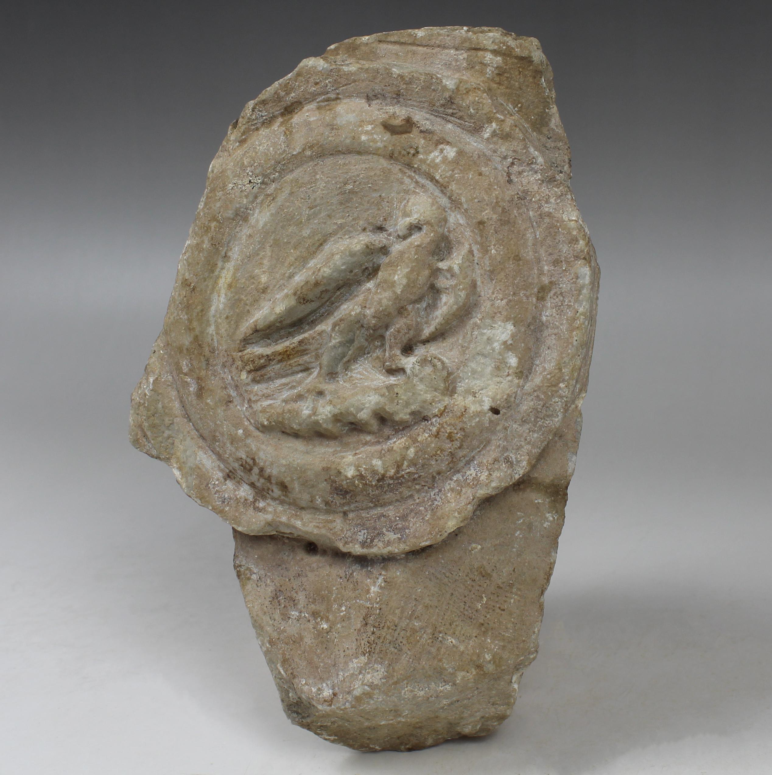 Roman lorica thoracata depicting a medallion with eagle, fragment In Good Condition In EL CAMPELLO, ES