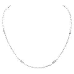 Roman Malakov Collar de Diamantes y Perlas en Oro Blanco, 0,13 Quilates Total Corte Redondo