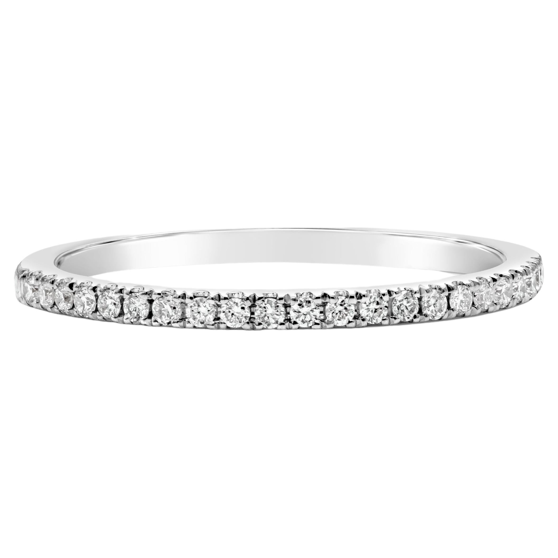 Roman Malakov 0.13 Carat Round Diamond Half-Way Wedding Band Ring For Sale
