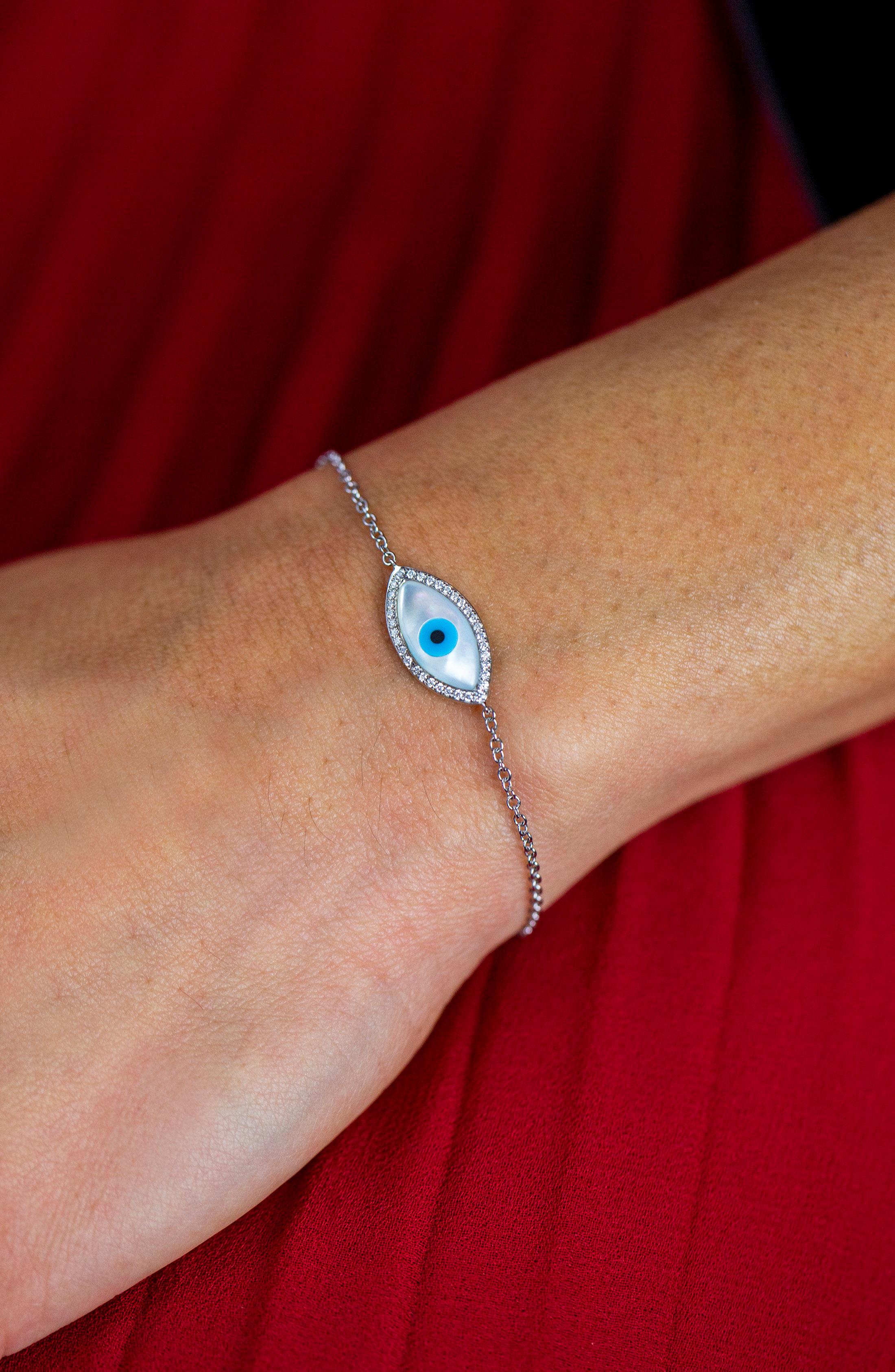 Contemporary Roman Malakov 0.22 Carat Round Cut Diamond Mother of Pearl Evil Eye Bracelet For Sale
