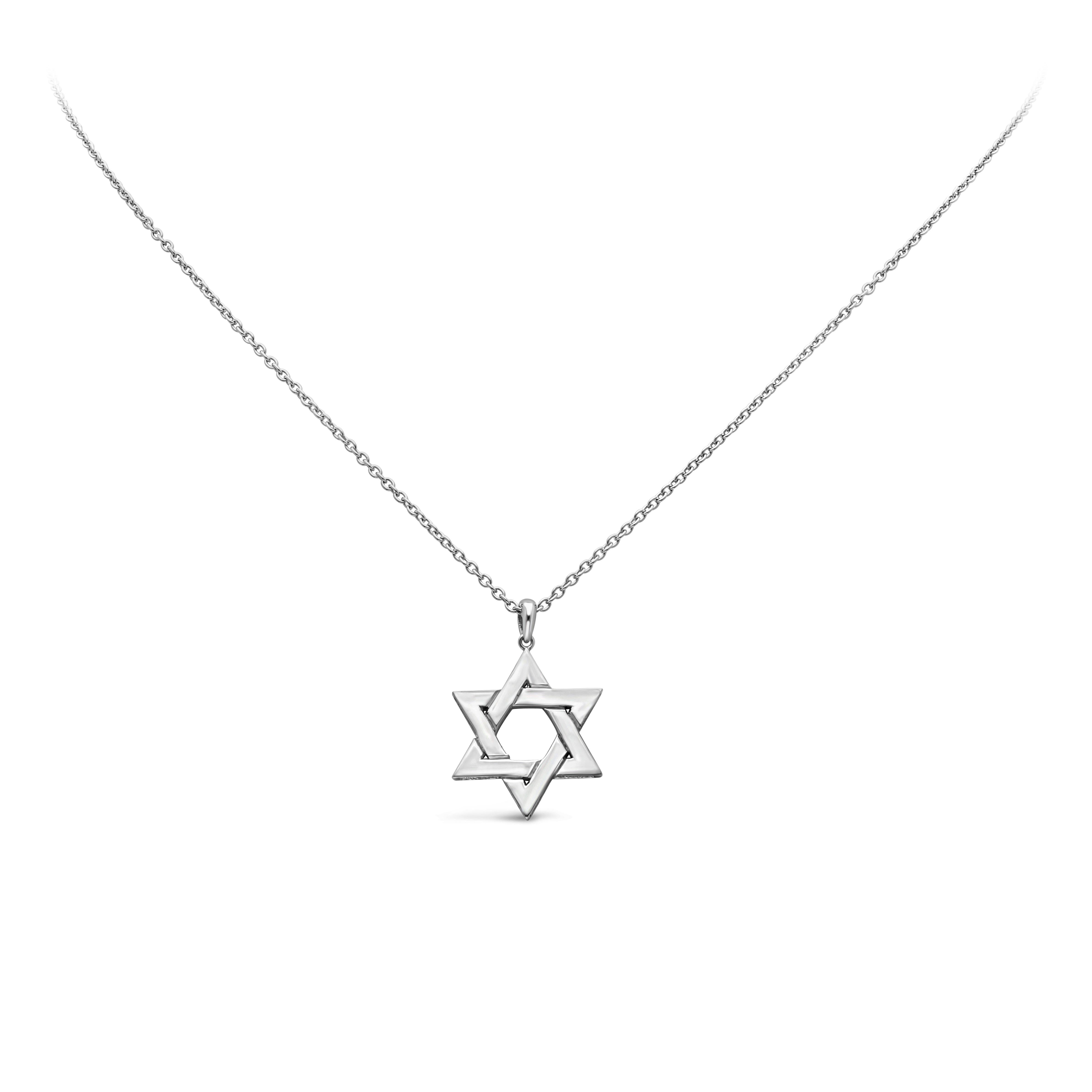 Contemporary  Roman Malakov 0.25 Carats Total Round Diamond Star of David Pendant Necklace For Sale