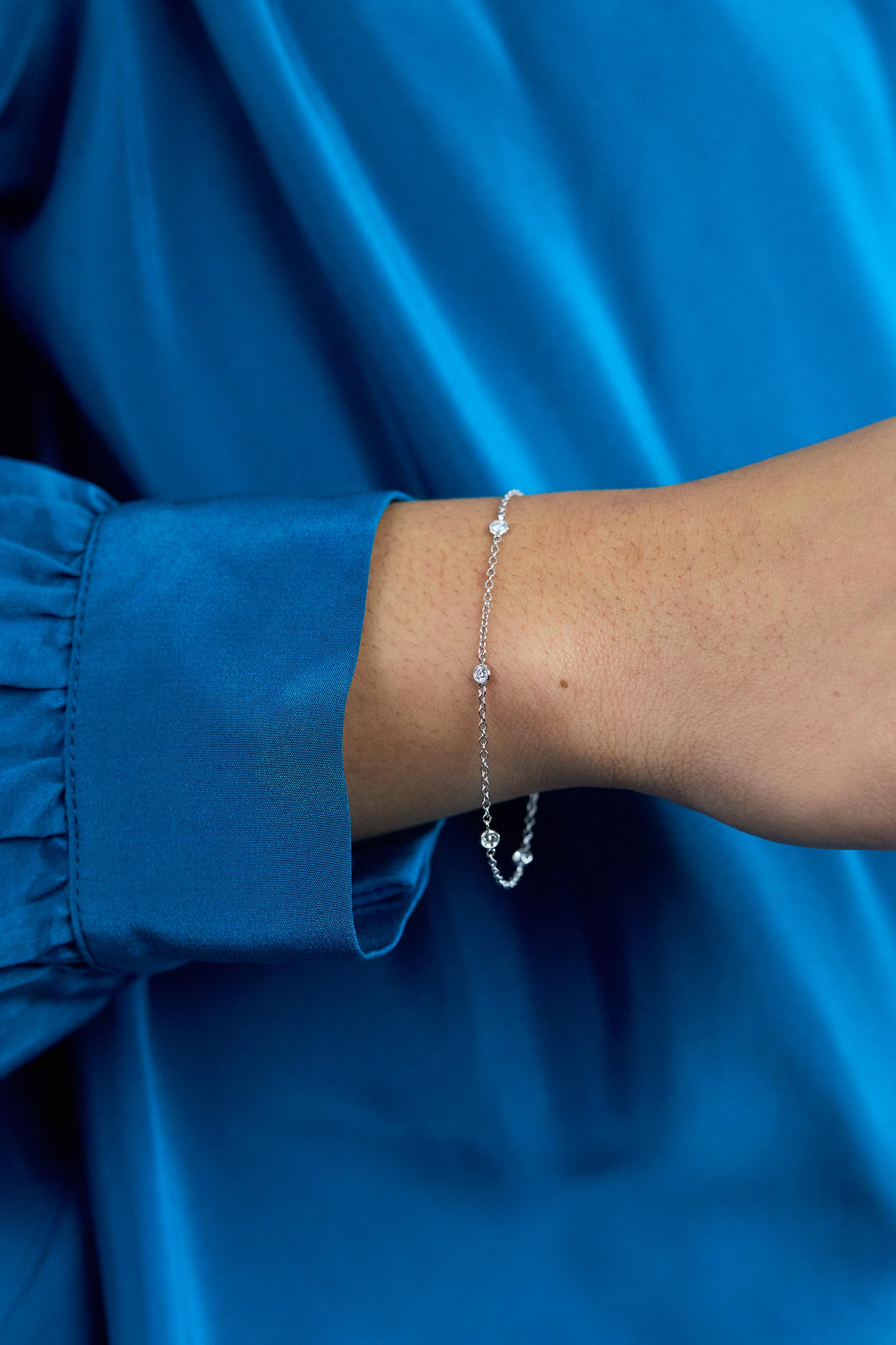 Roman Malakov 0.26 Carat Total Round Brilliant Cut Diamonds By the Yard Bracelet In New Condition For Sale In New York, NY