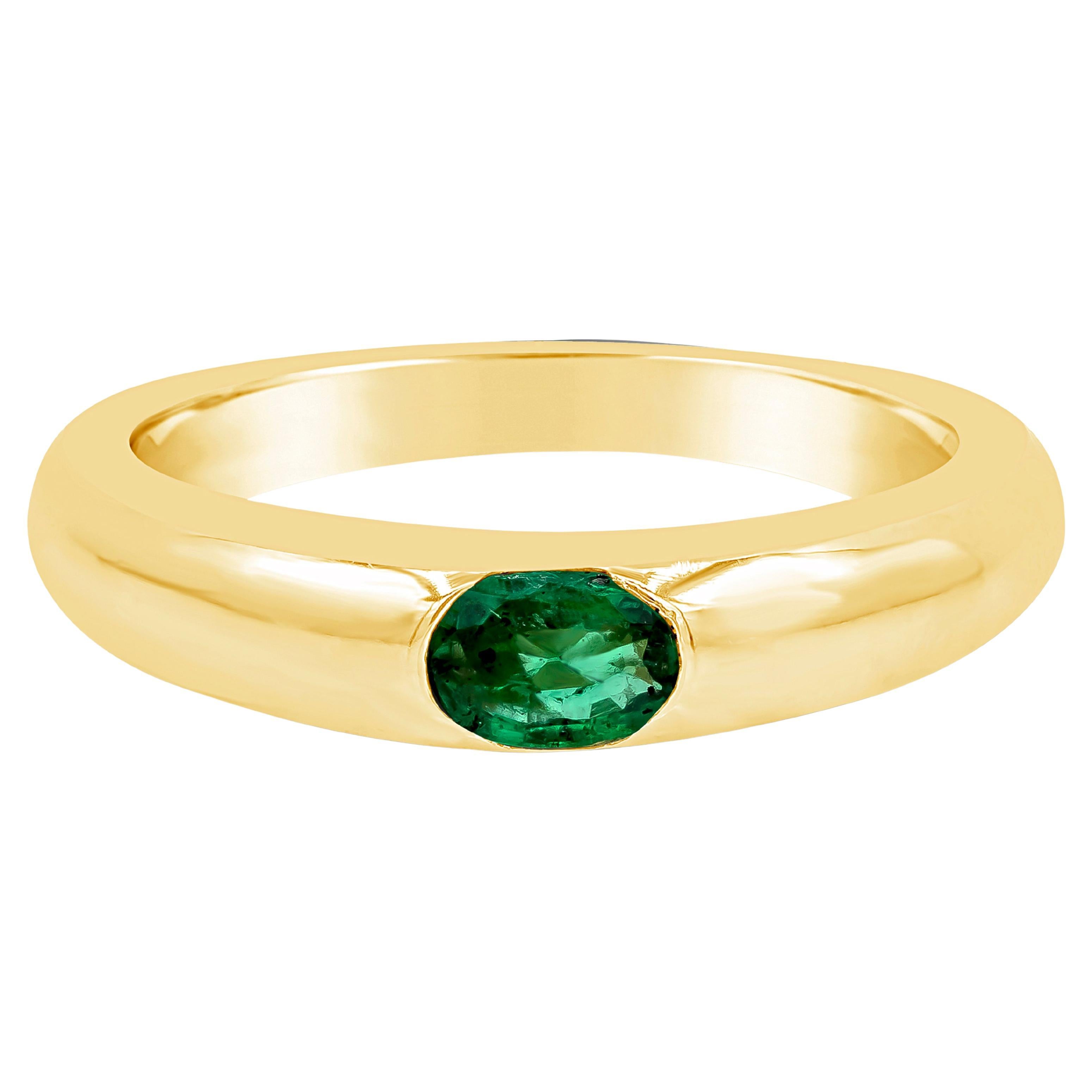 Roman Malakov 0.35 Carats Total Oval Cut Green Emerald Solitaire Wedding Band For Sale