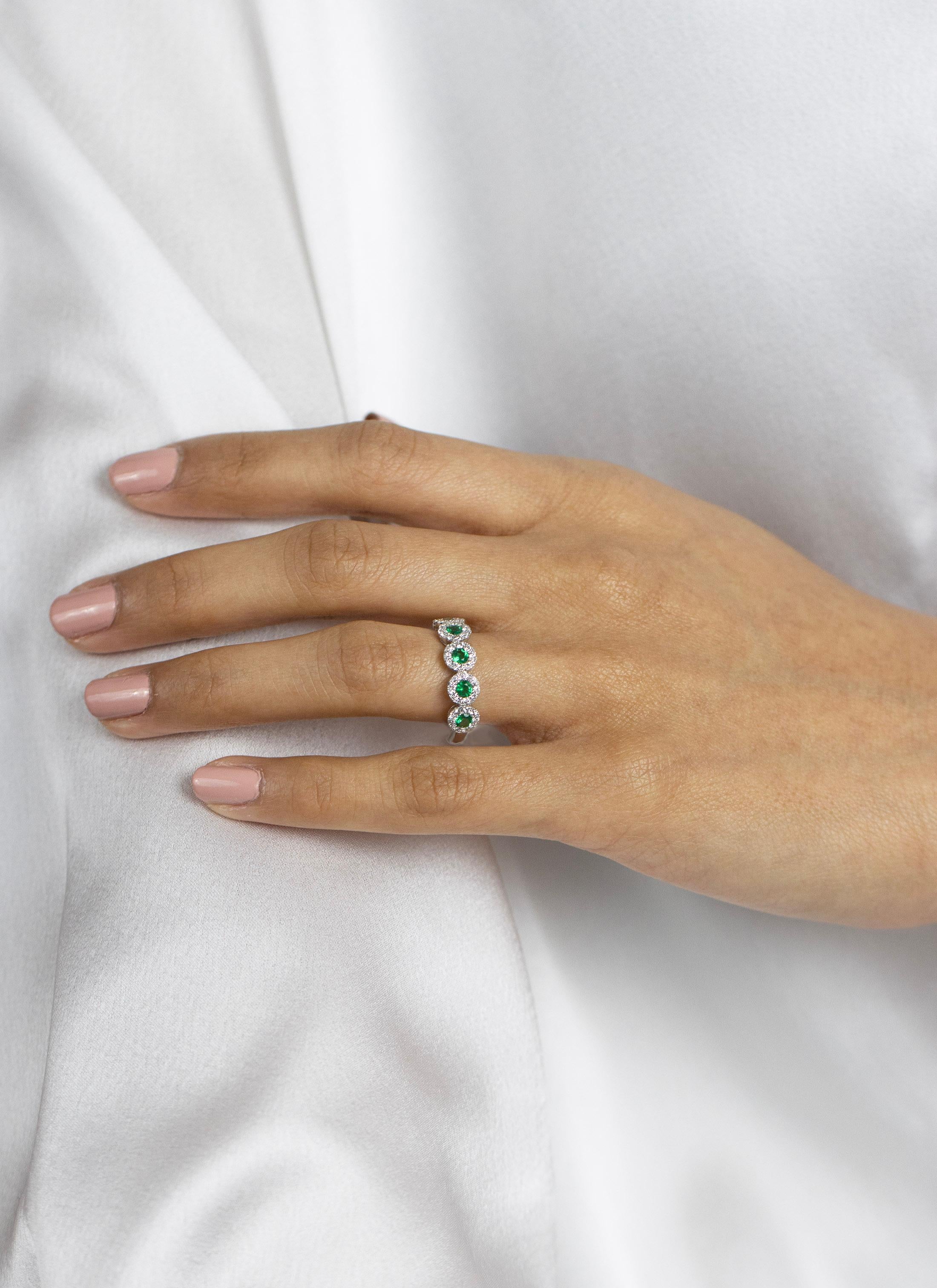 Women's Roman Malakov 0.40 Carat Total Round Cut Green Emerald & Halo Diamond Band Ring For Sale