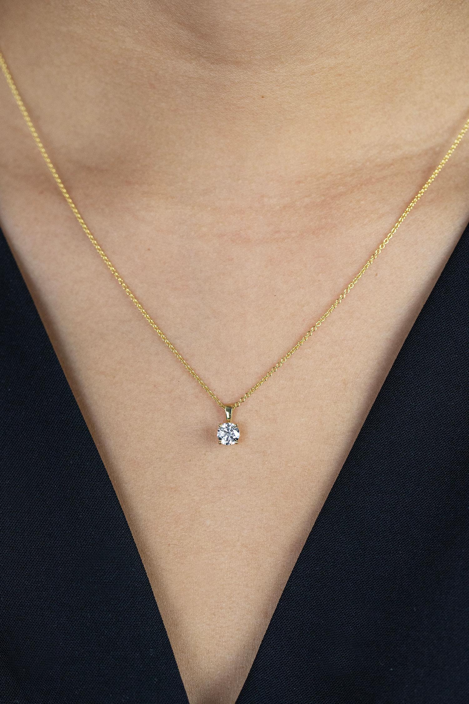 Taille ronde Roman Malakov Diamonds Diamants à taille ronde et brillante de 0.45 carat Collier à pendentif solitaire en vente