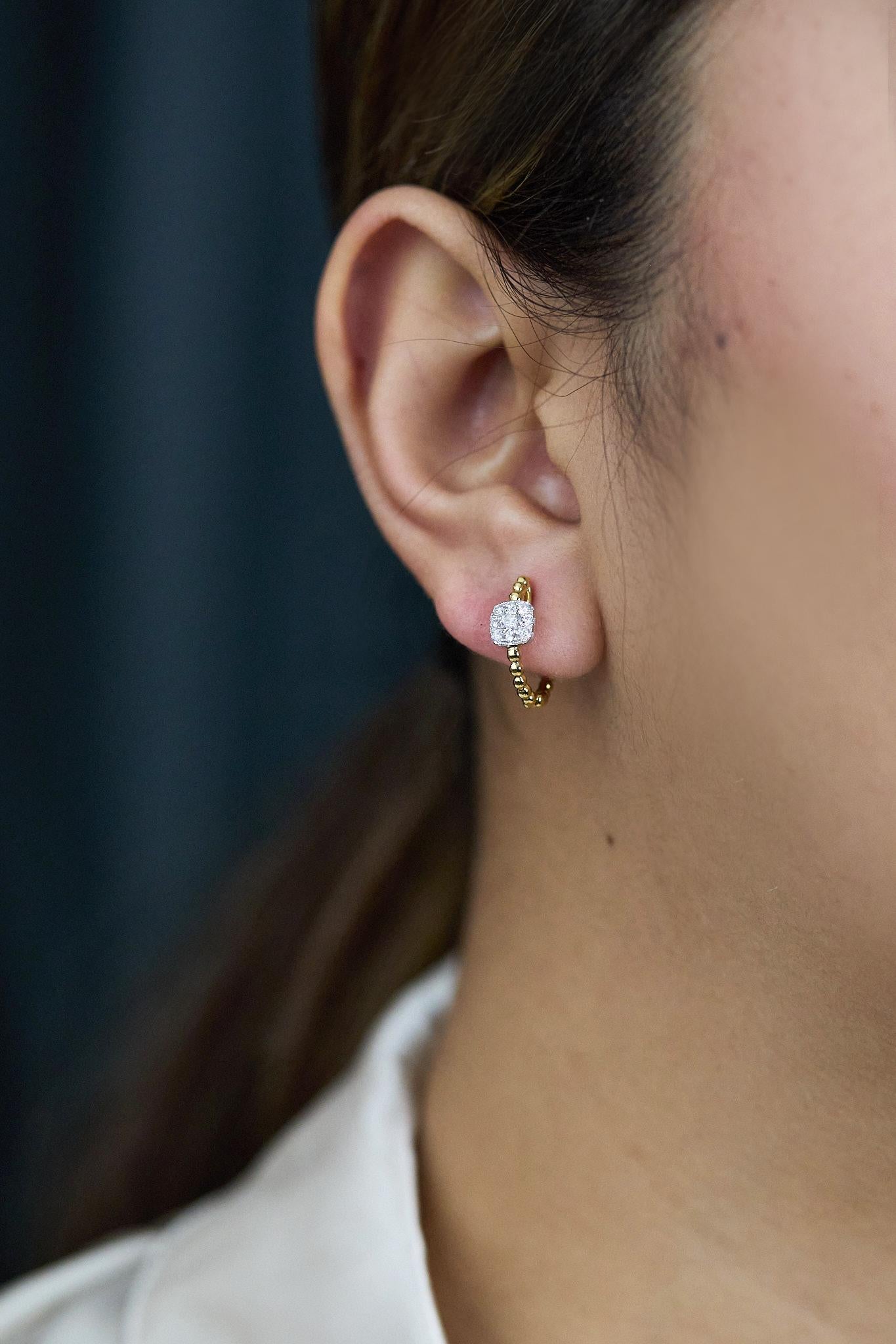 Roman Malakov 0,46 quilates Total Diamante talla redonda Pendientes de aro Fashion Illusion en Nuevo estado para la venta en New York, NY