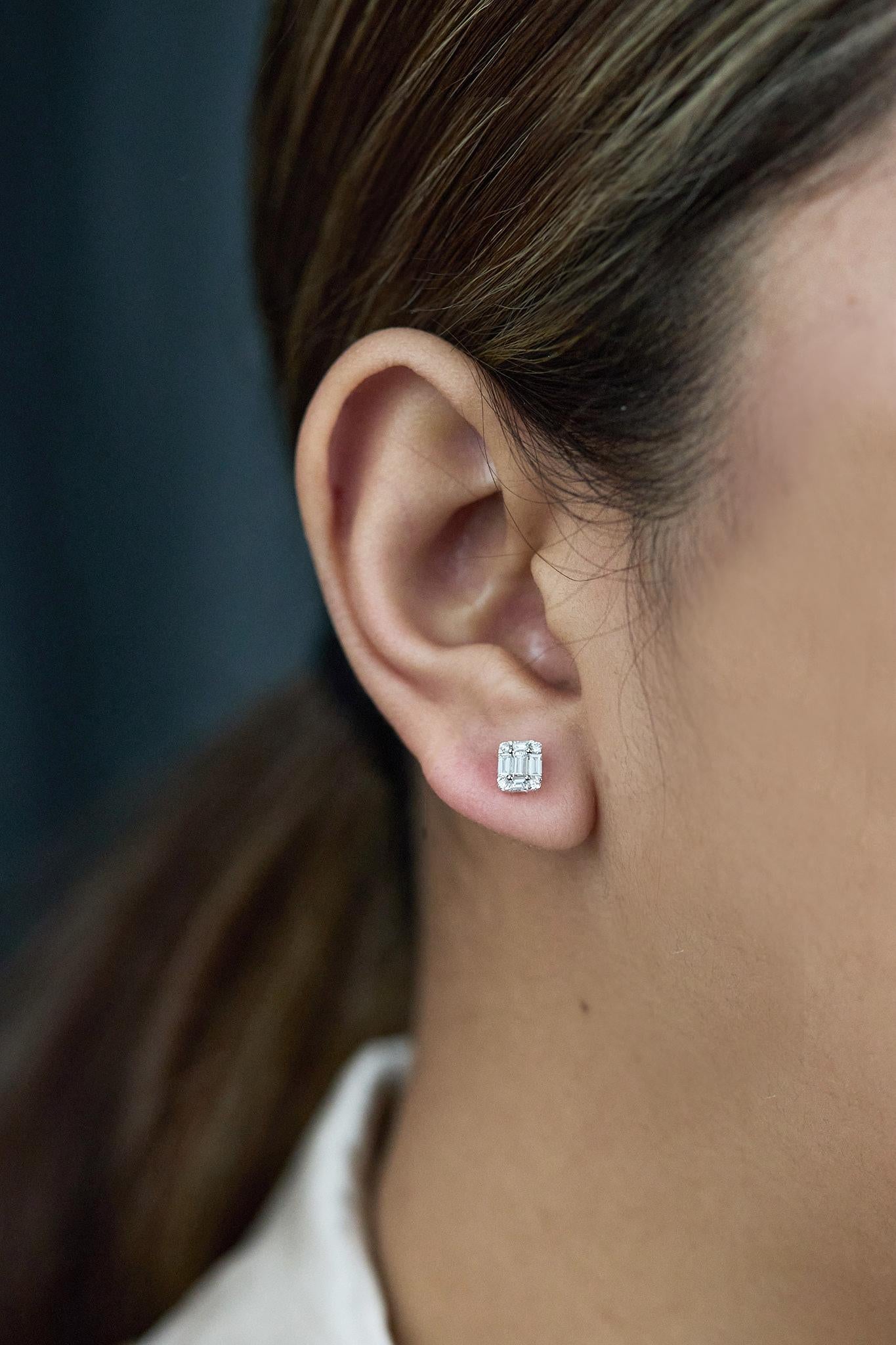 Femenino o masculino Roman Malakov Pendientes de diamantes de 0,49 quilates, talla baguette y redonda, ilusión en venta