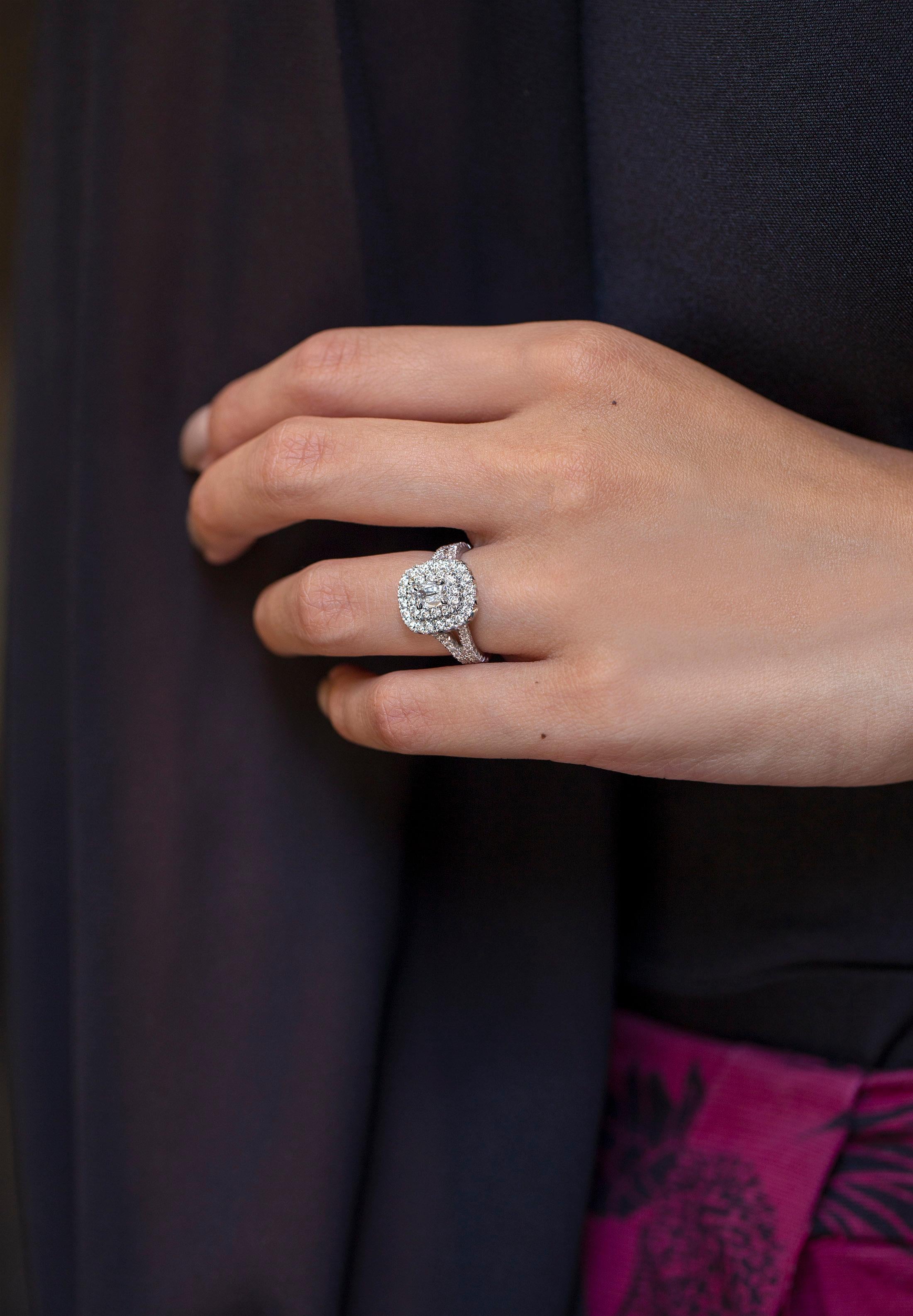 Roman Malakov Verlobungsring mit 1,55 Karat Diamant im Kissenschliff mit doppeltem Halo im Zustand „Neu“ im Angebot in New York, NY
