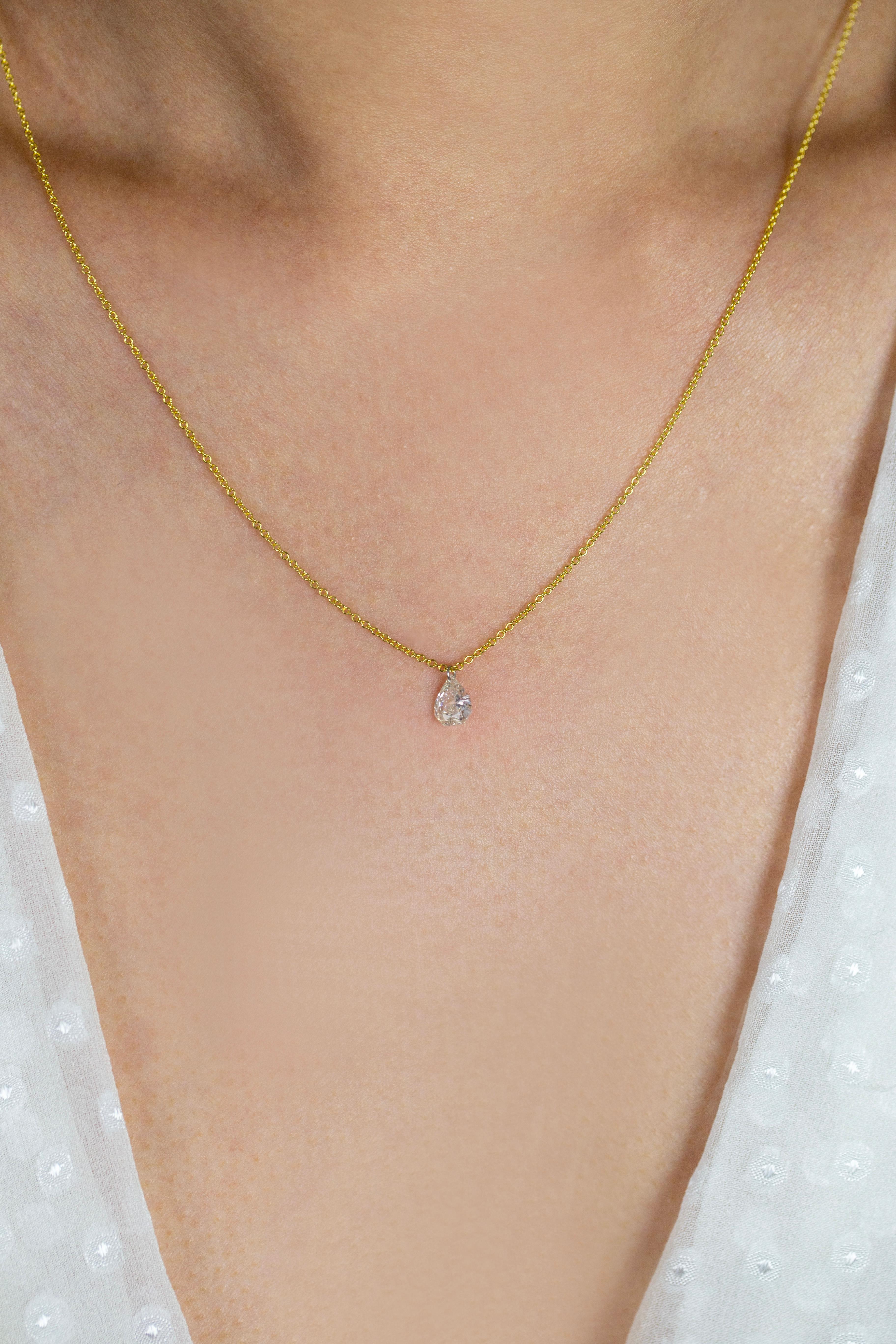 Roman Malakov, collier pendentif solitaire en diamant modifié en forme de poire de 0,54 carat Neuf - En vente à New York, NY