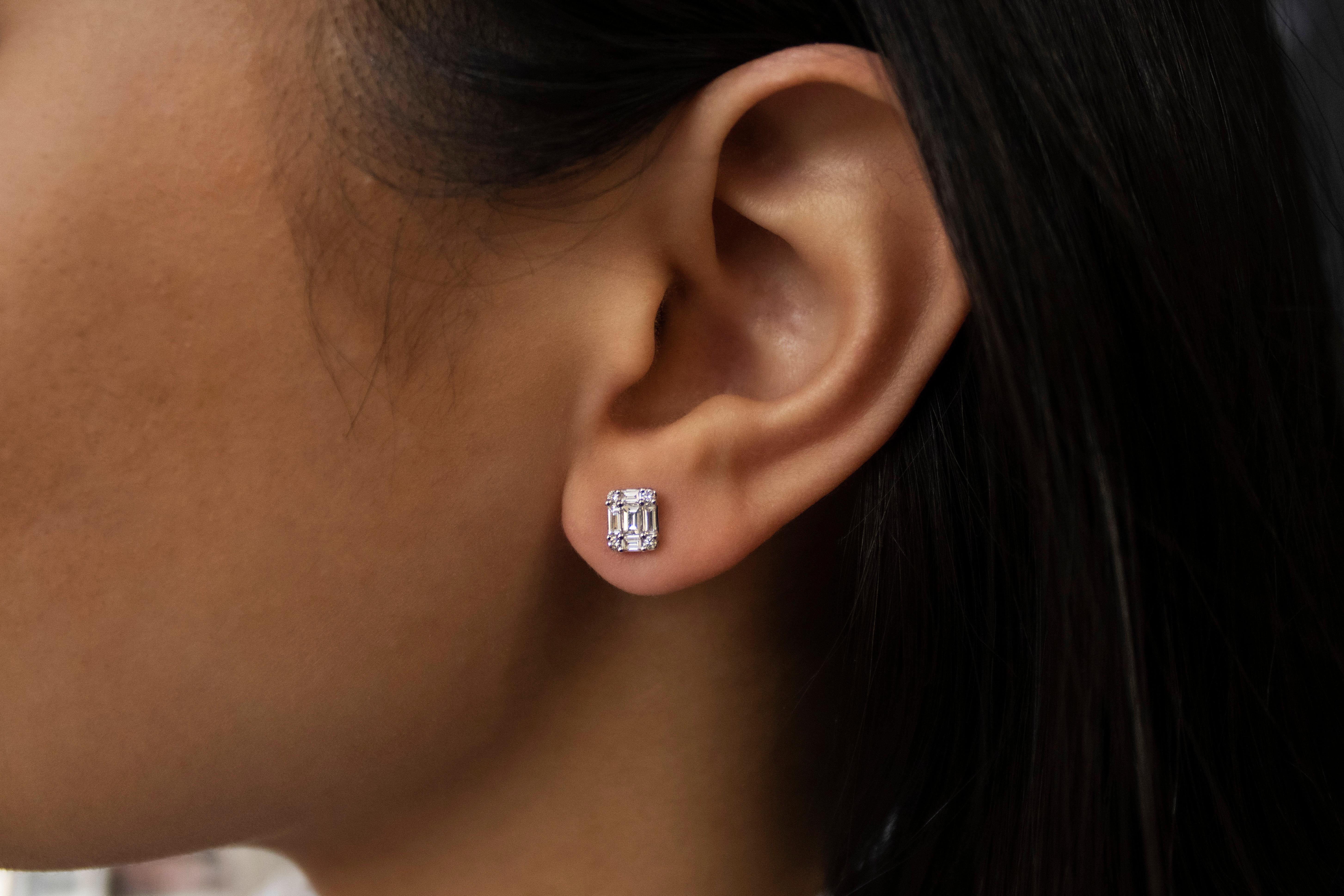 Mixed Cut Roman Malakov 0.57 Carats Total Baguette and Round Cut Diamond Stud Earrings