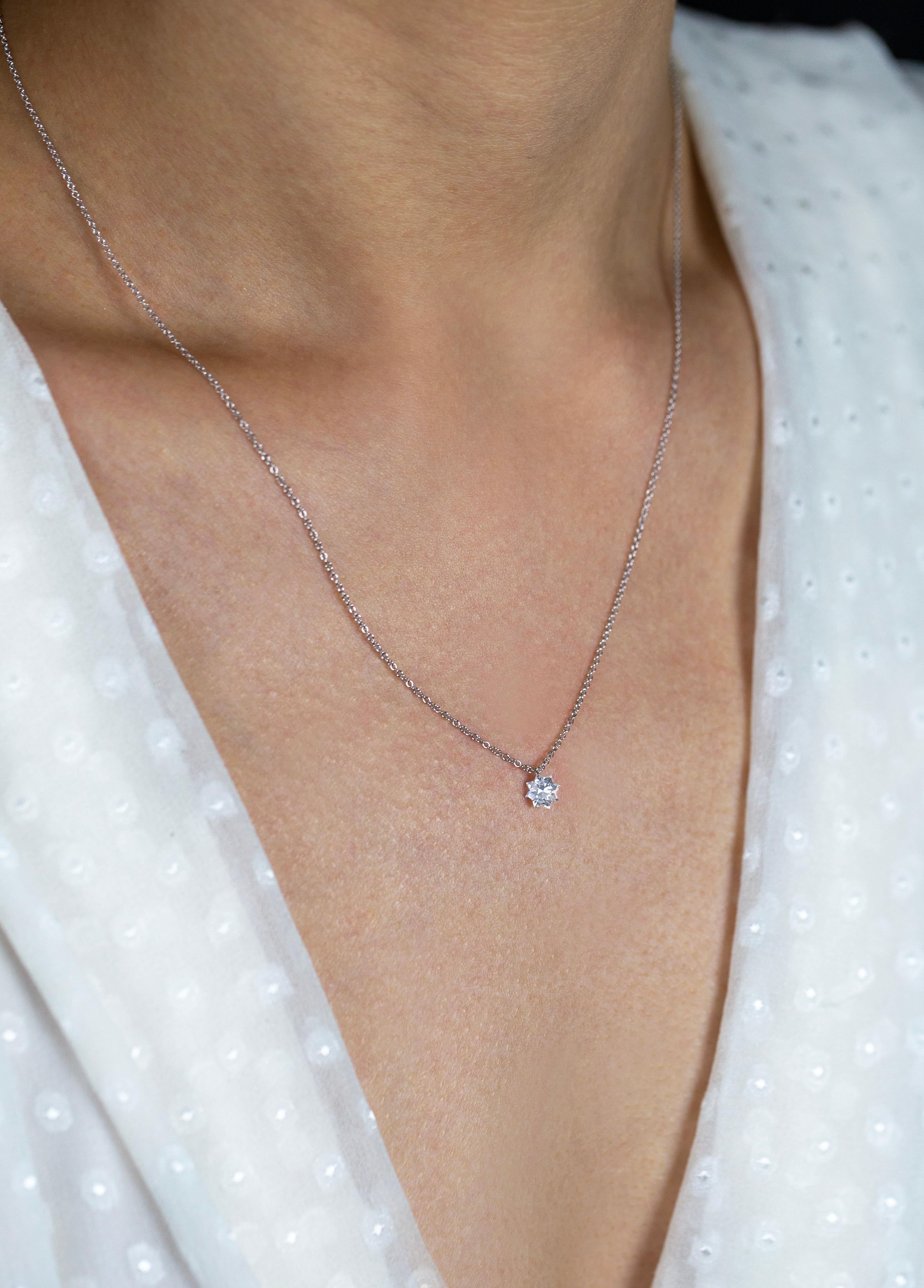 Roman Malakov 0,58 Karat Sternform-Diamant- Solitär-Anhänger-Halskette (Gemischter Schliff) im Angebot