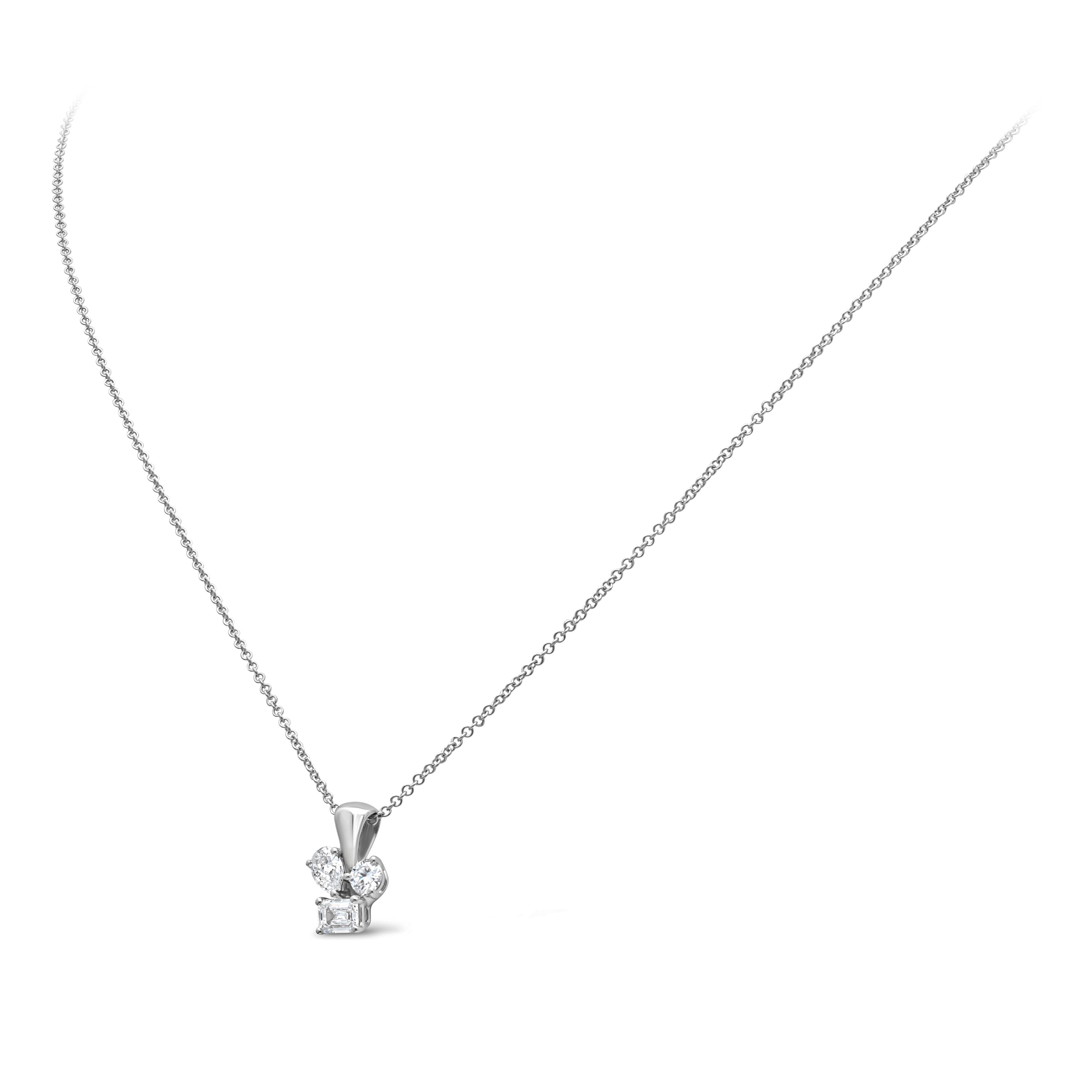 Contemporary Roman Malakov 0.60 Carats Mixed-Cut Three Stone Diamond Pendant Necklace  For Sale