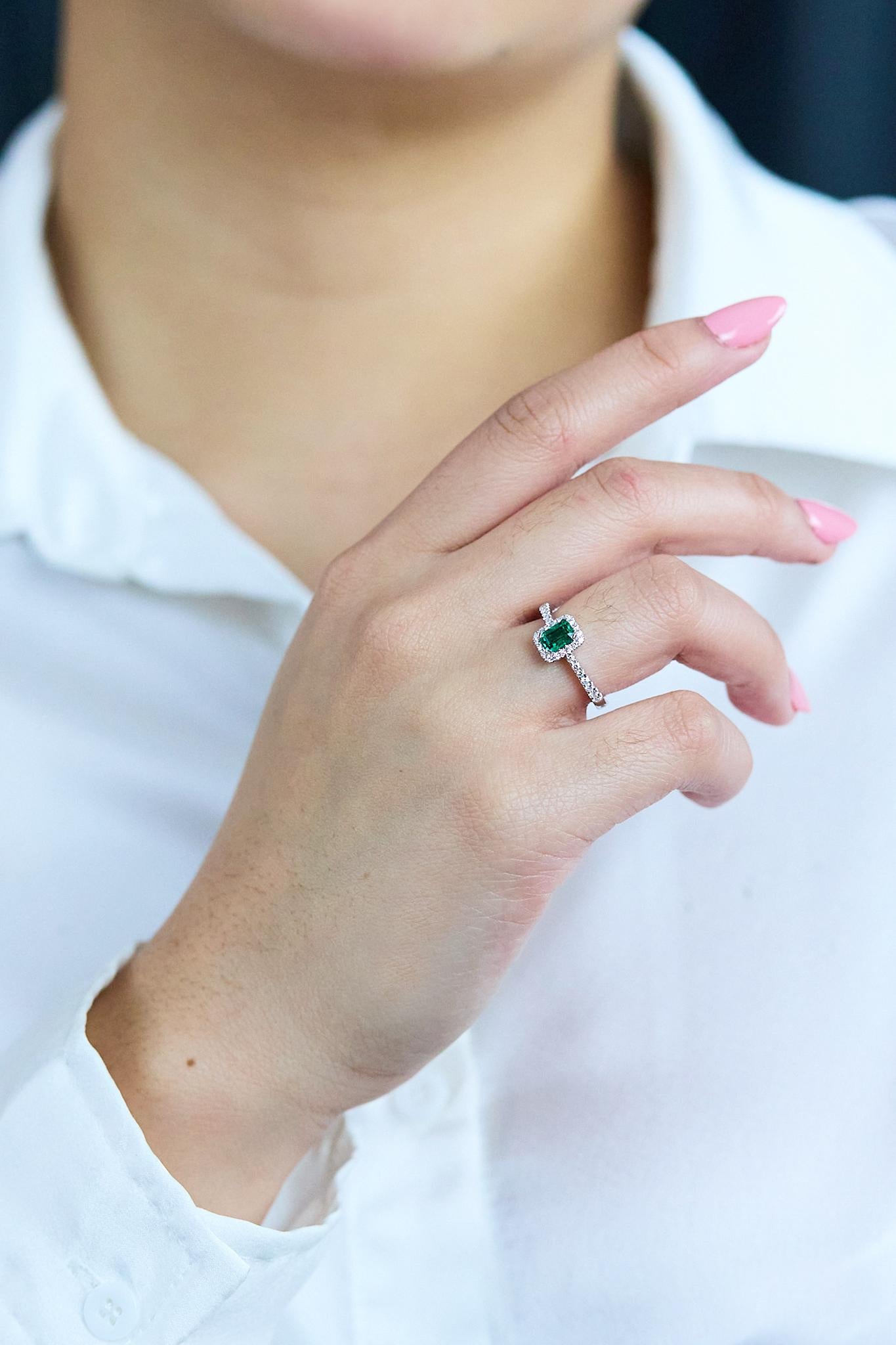 Women's Roman Malakov 0.61 Carat Emerald Cut Emerald & Diamond Halo Engagement Ring For Sale