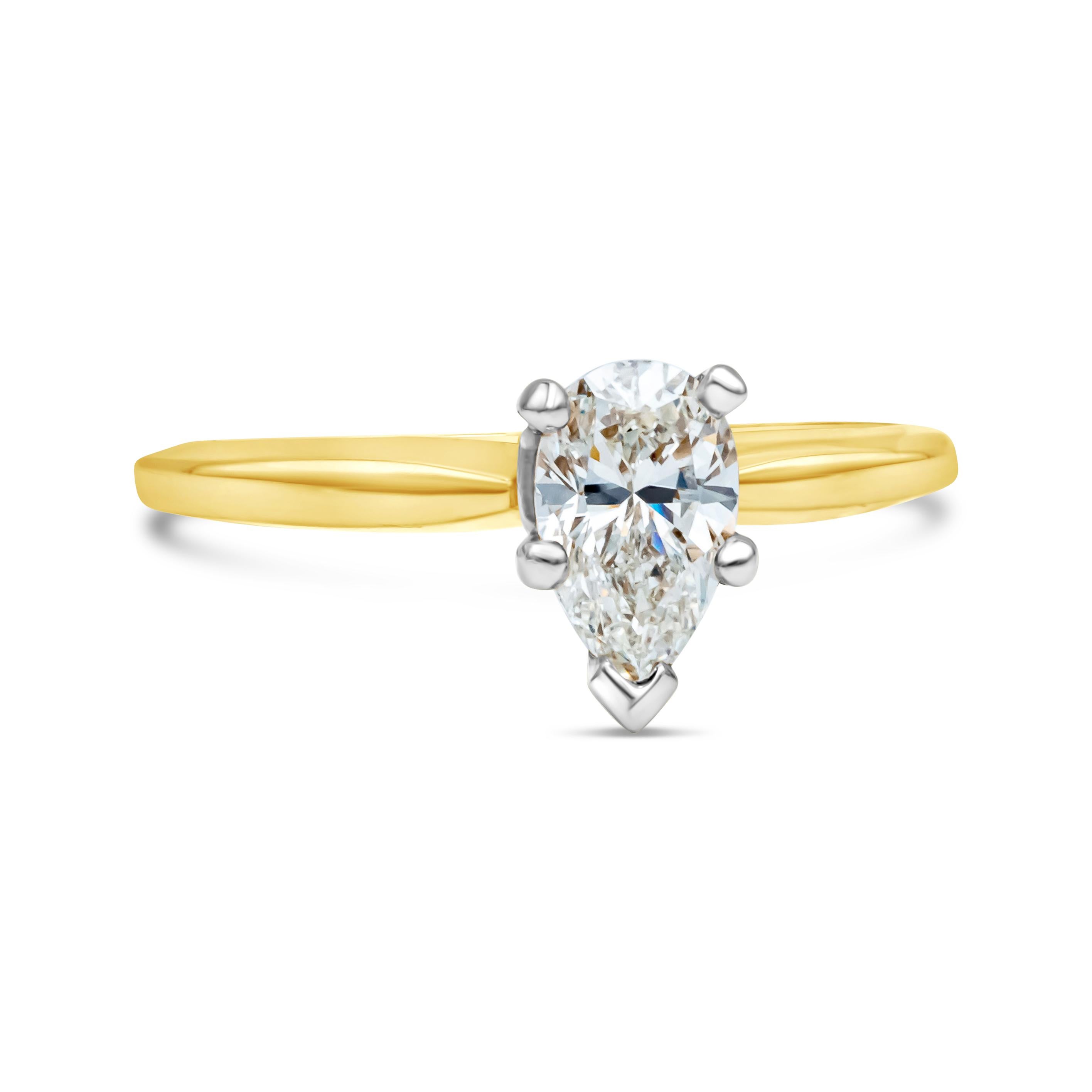 2 carat pear shaped diamond ring