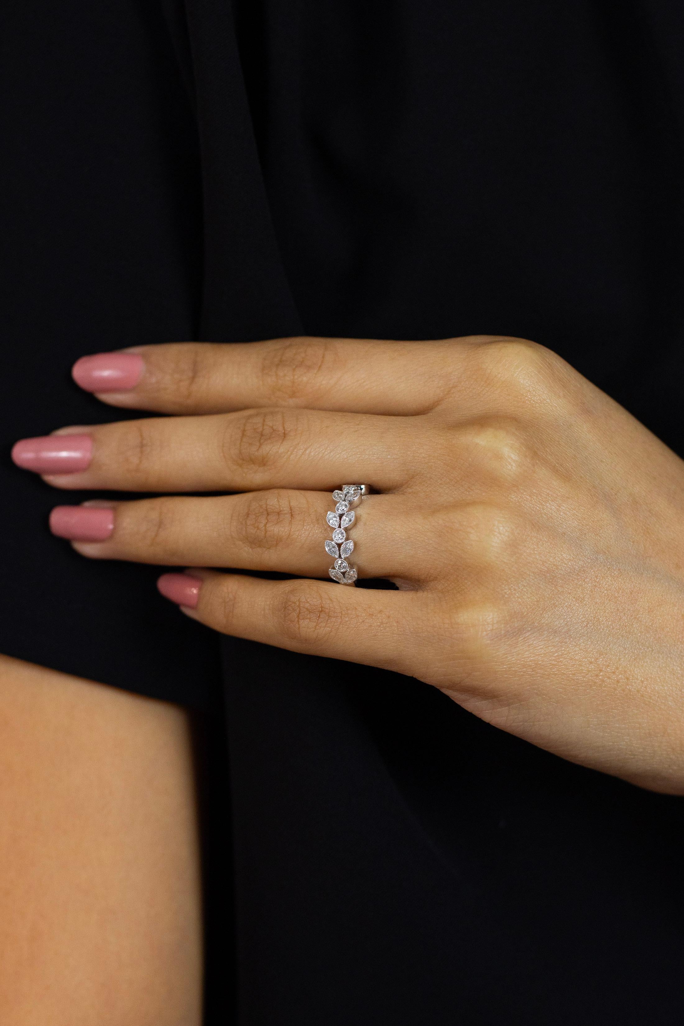 Women's or Men's Roman Malakov 0.71 Carats Total Mixed Cut Diamonds Leaf Design Fashion Ring For Sale