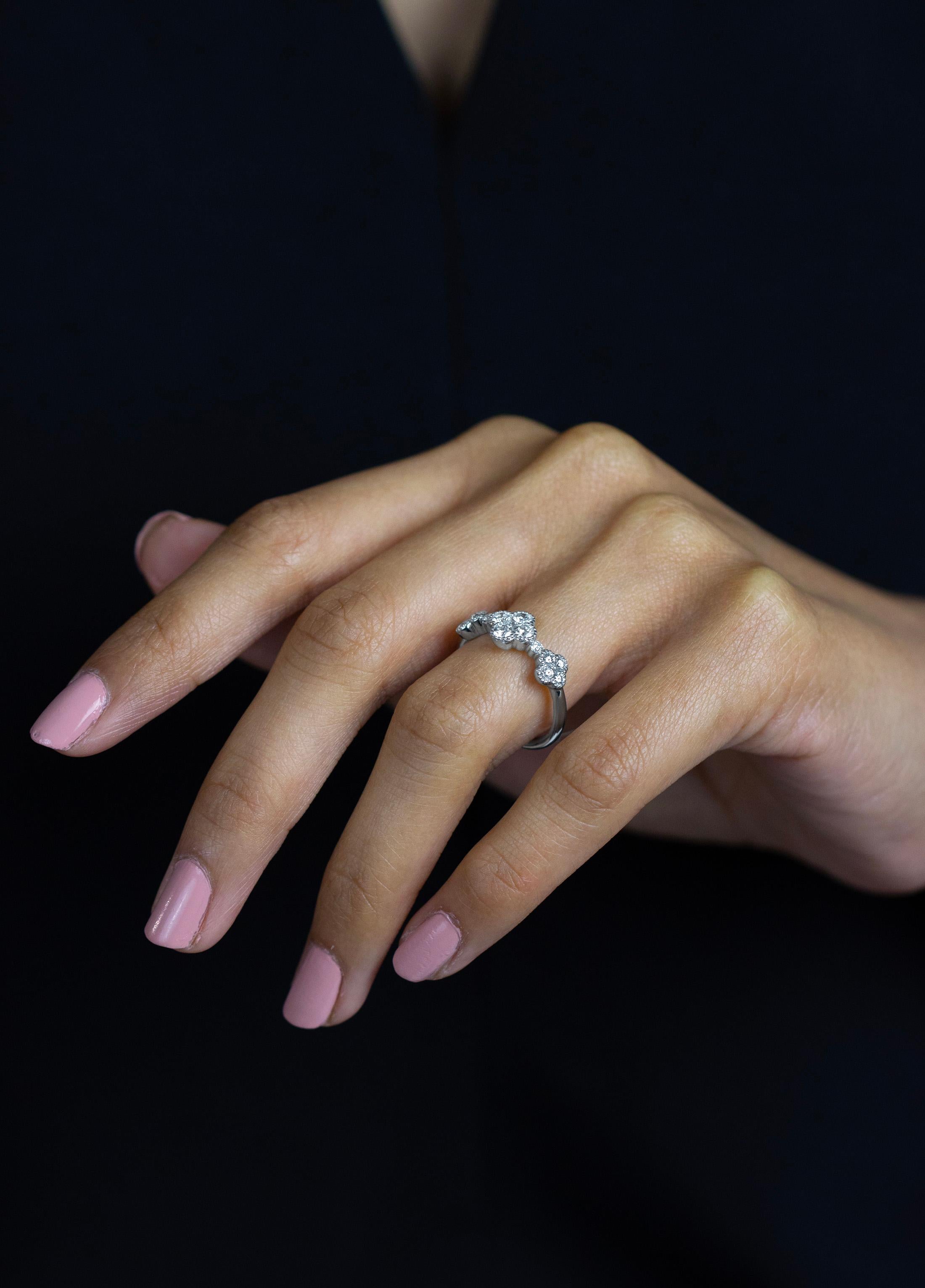 Women's Roman Malakov 0.72 Carats Total Brilliant Round Cut Diamond Clover Fashion Ring For Sale