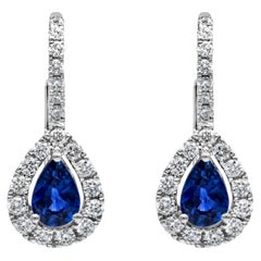 Roman Malakov, boucles d'oreilles à levier halo en or blanc avec saphir bleu de 0,79 carat
