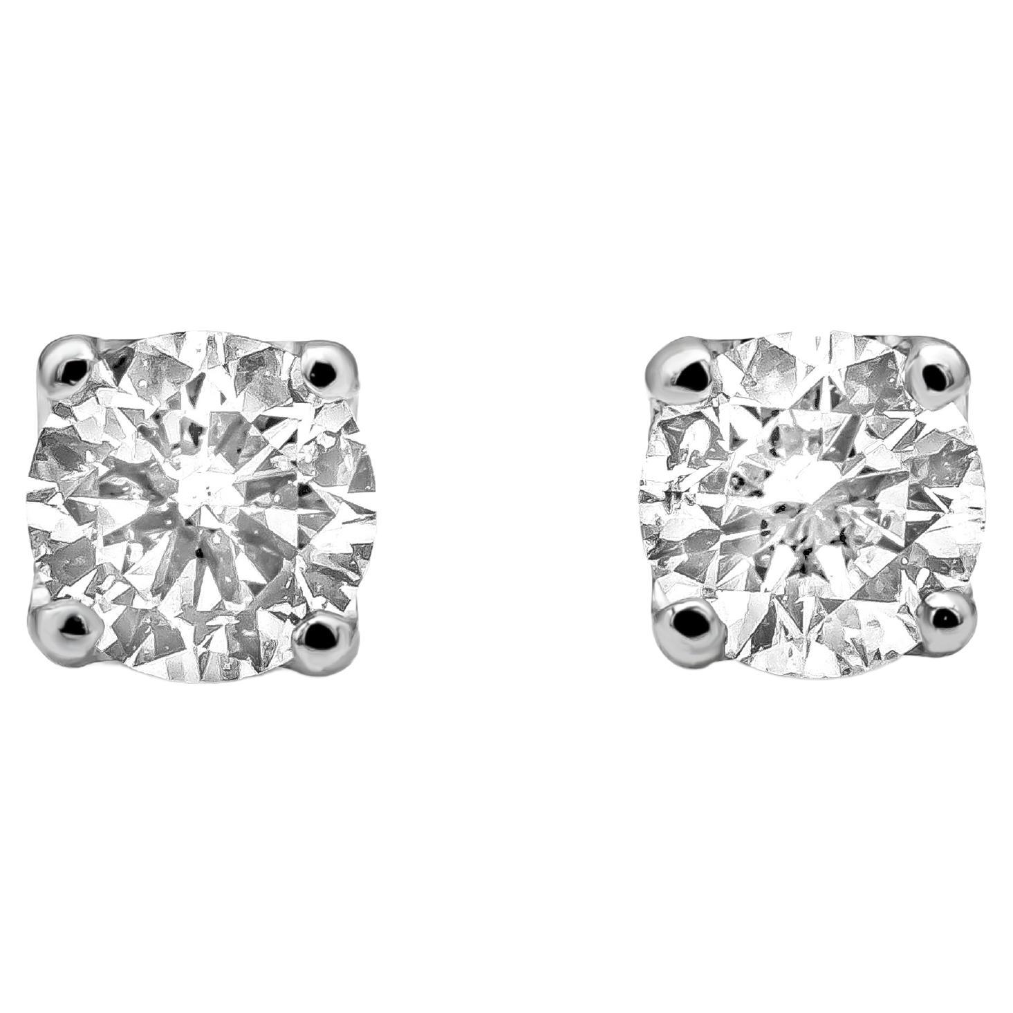 A timeless stud earring design to compliment any style. Showcasing 2 round brilliant diamonds weighing 0.80 carats, F-G Color and SI in Clarity. Set in a traditional four prong setting and finely made in Platinum.

Roman Malakov is a custom house,