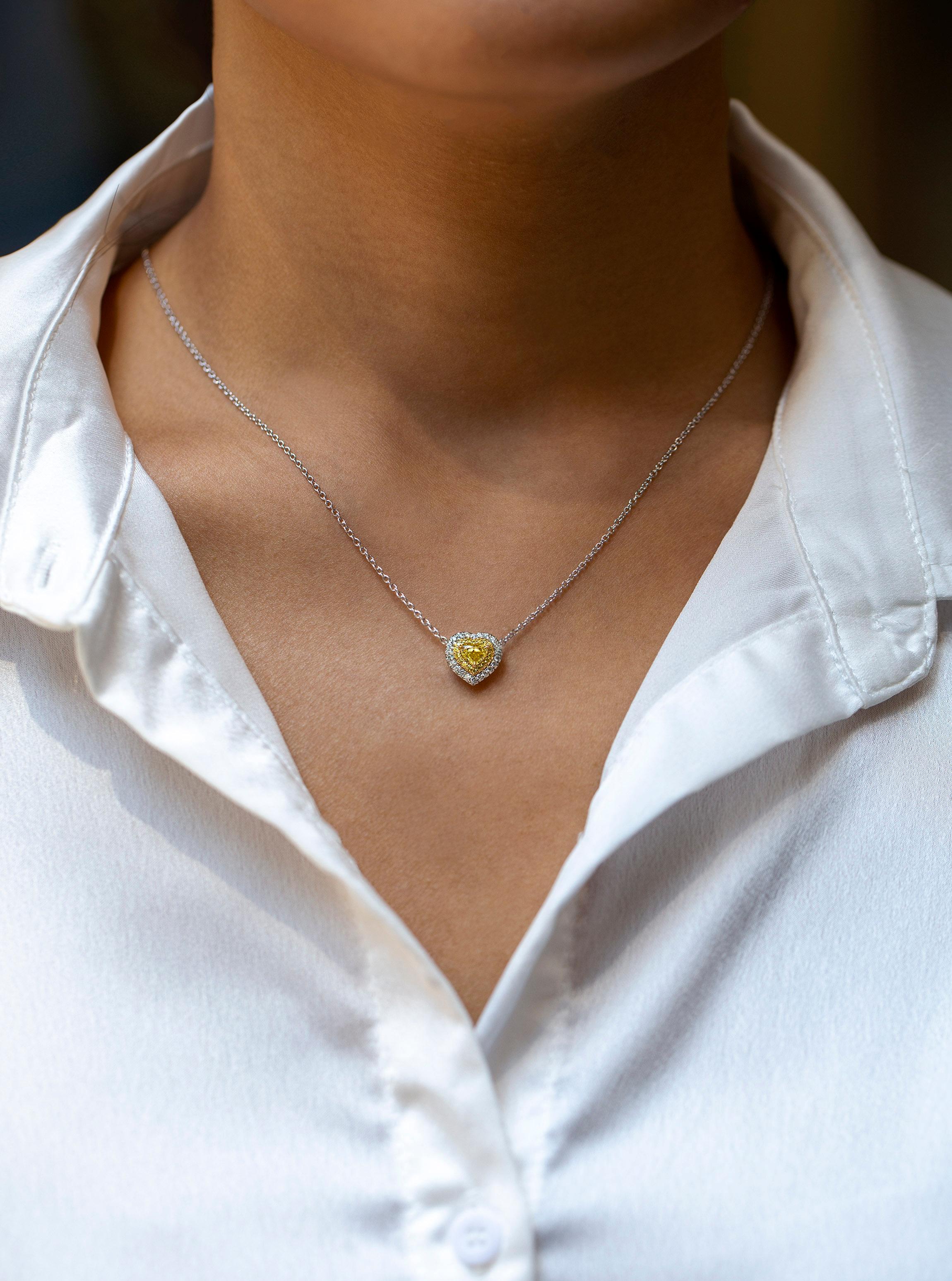 Contemporary Roman Malakov, 0.82 Total Carat Fancy Color Heart Shape Diamond Pendant Necklace For Sale