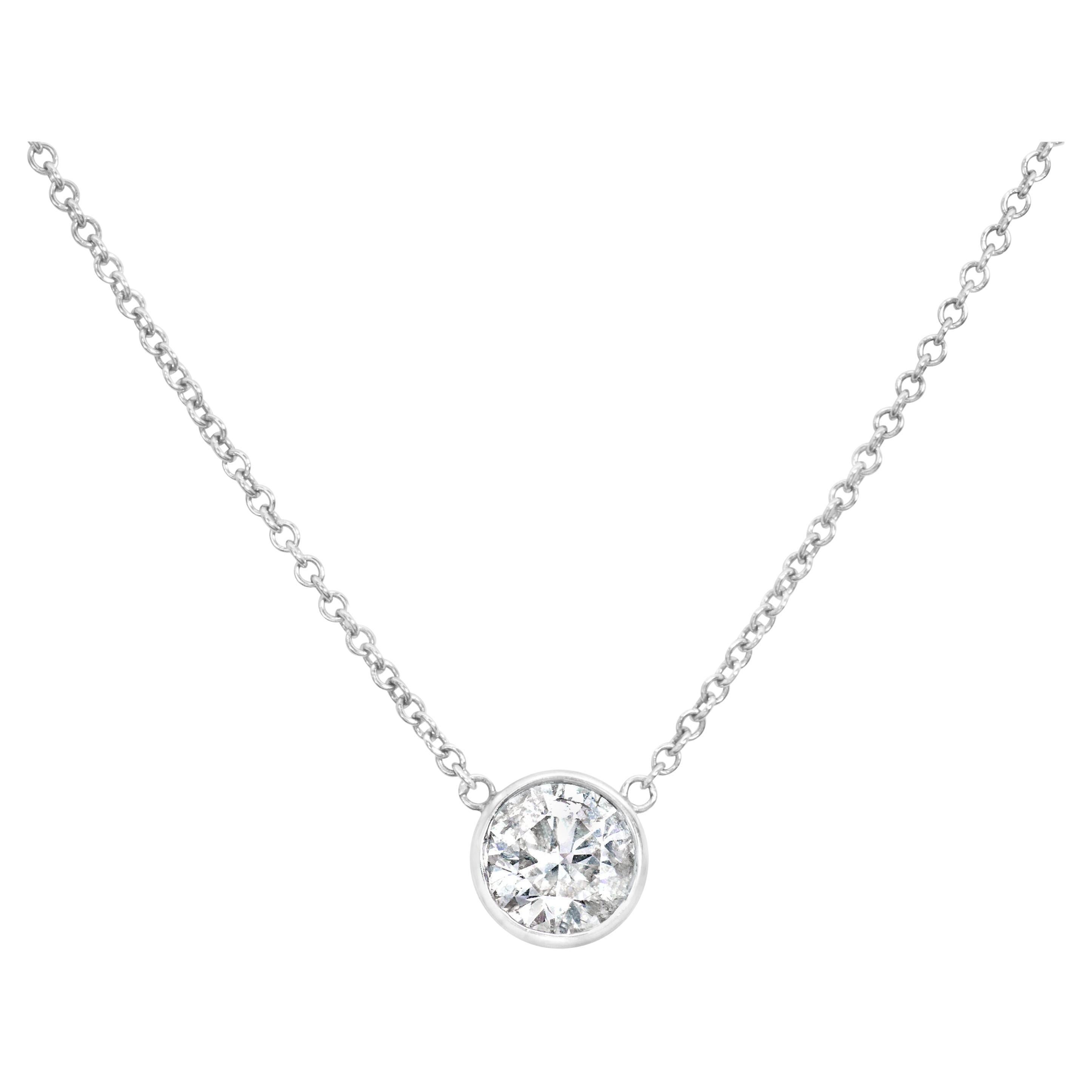 Roman Malakov Collar solitario de diamantes brillantes redondos engastados en bisel de 0,91 quilates