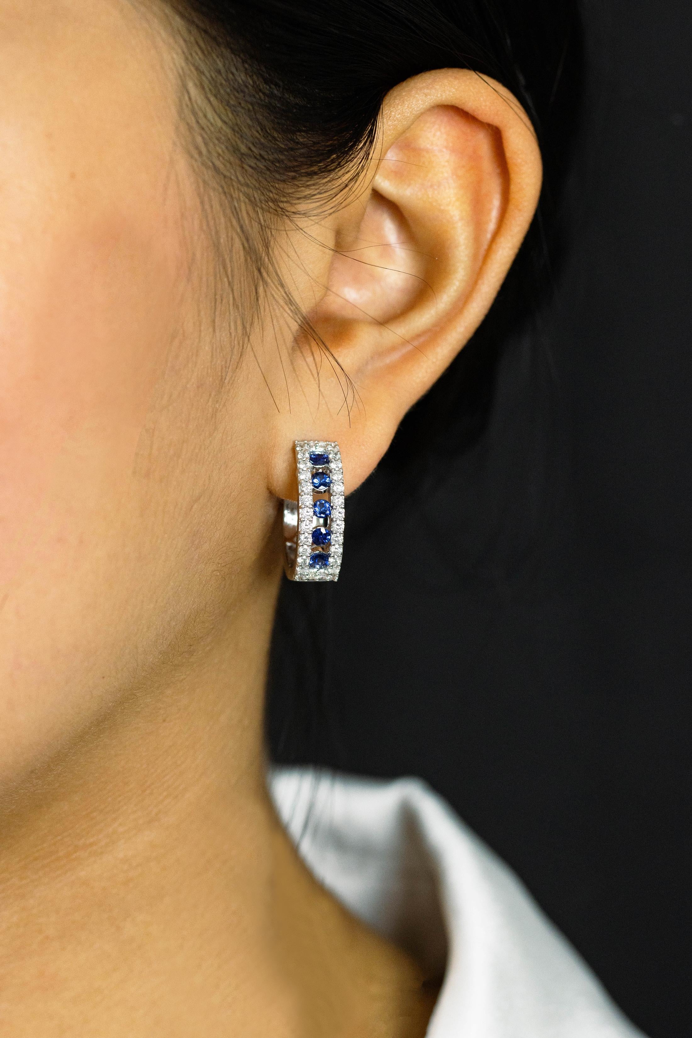 Roman Malakov 0.93 Carats Total Round Blue Sapphire and Diamond Hoop Earrings In New Condition For Sale In New York, NY