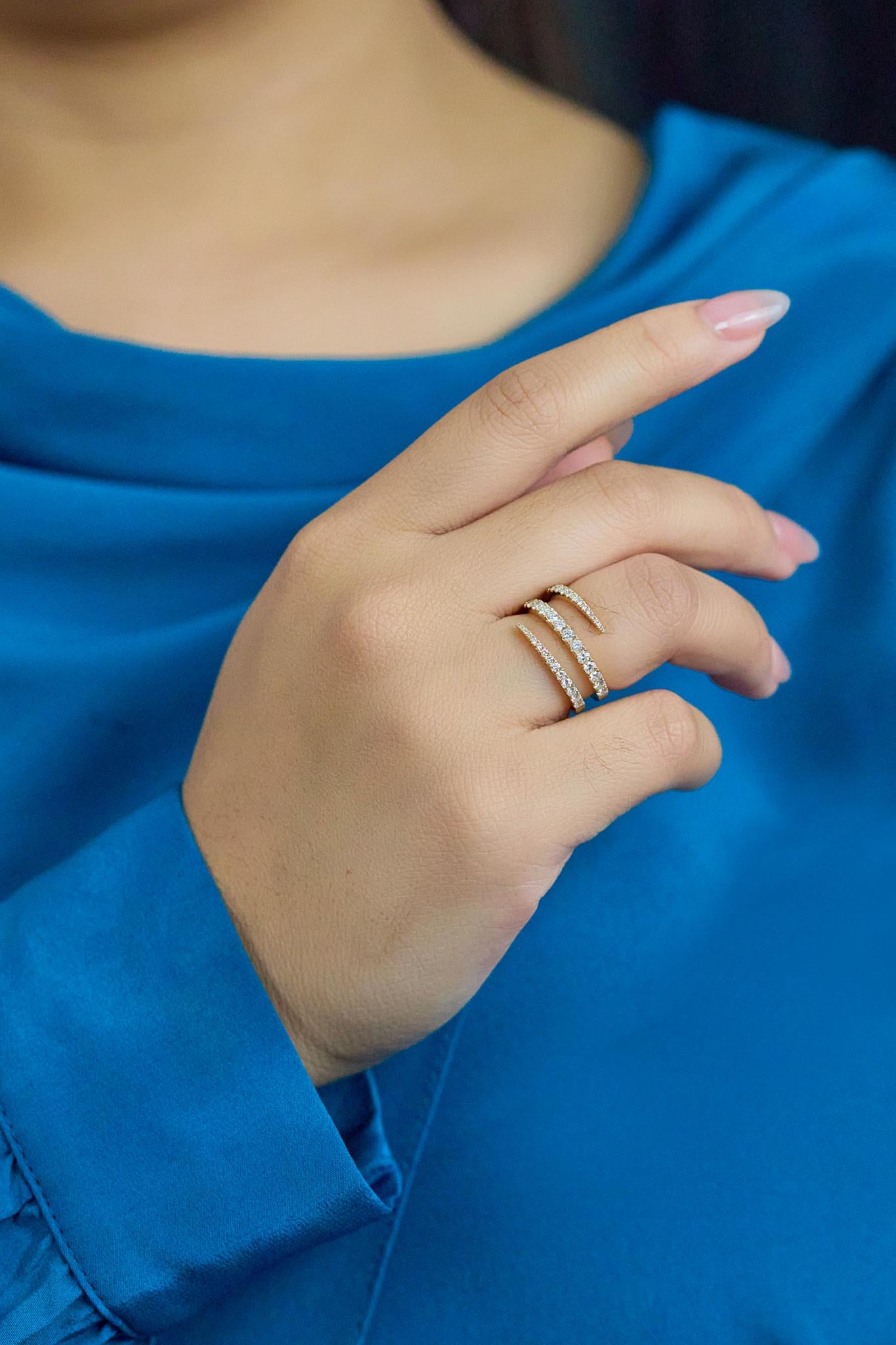 Roman Malakov 0,94 Karat Rundschliff Swirl Mode Ring in Gelbgold im Zustand „Neu“ im Angebot in New York, NY