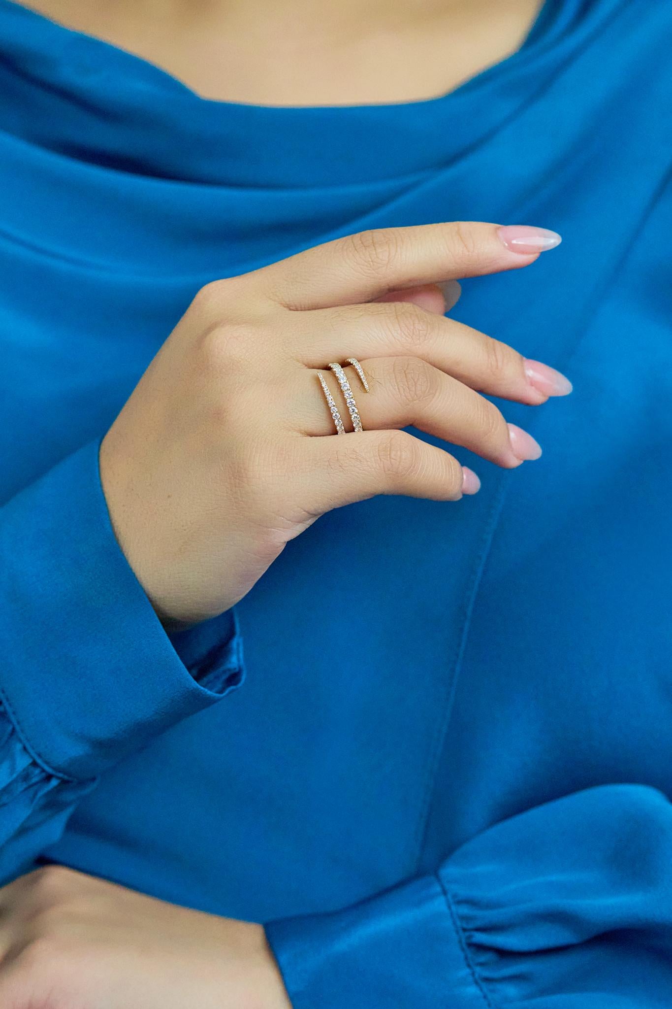 Roman Malakov 0,94 Karat Rundschliff Swirl Mode Ring in Gelbgold im Angebot 1