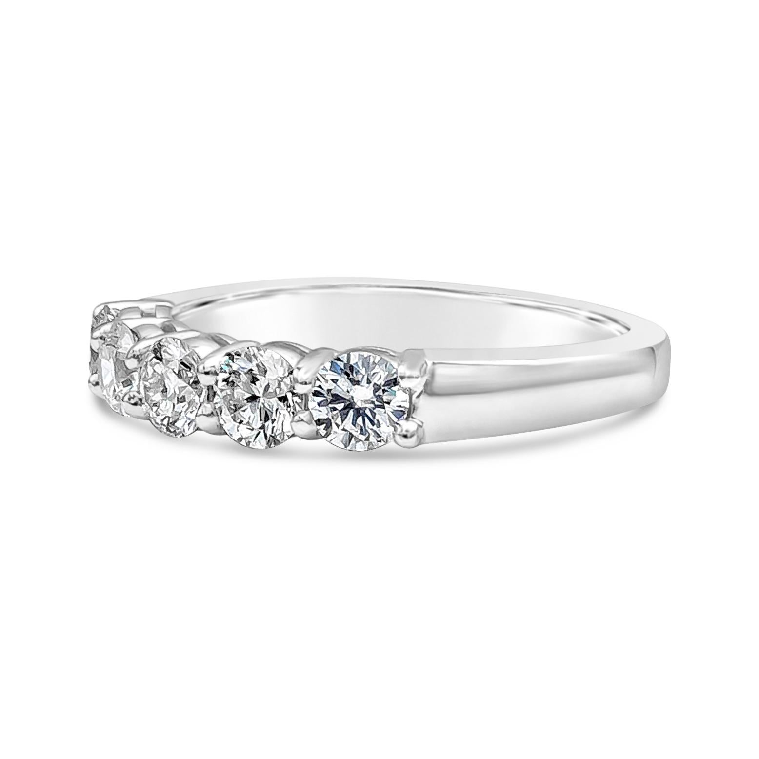 Modern Roman Malakov 1.00 Carat Total Round Diamonds Five-Stone Wedding Band Ring For Sale