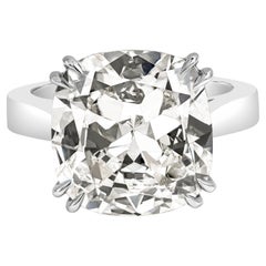 Roman Malakov, bague de fiançailles solitaire avec diamant taille coussin de 10,05 carats au total