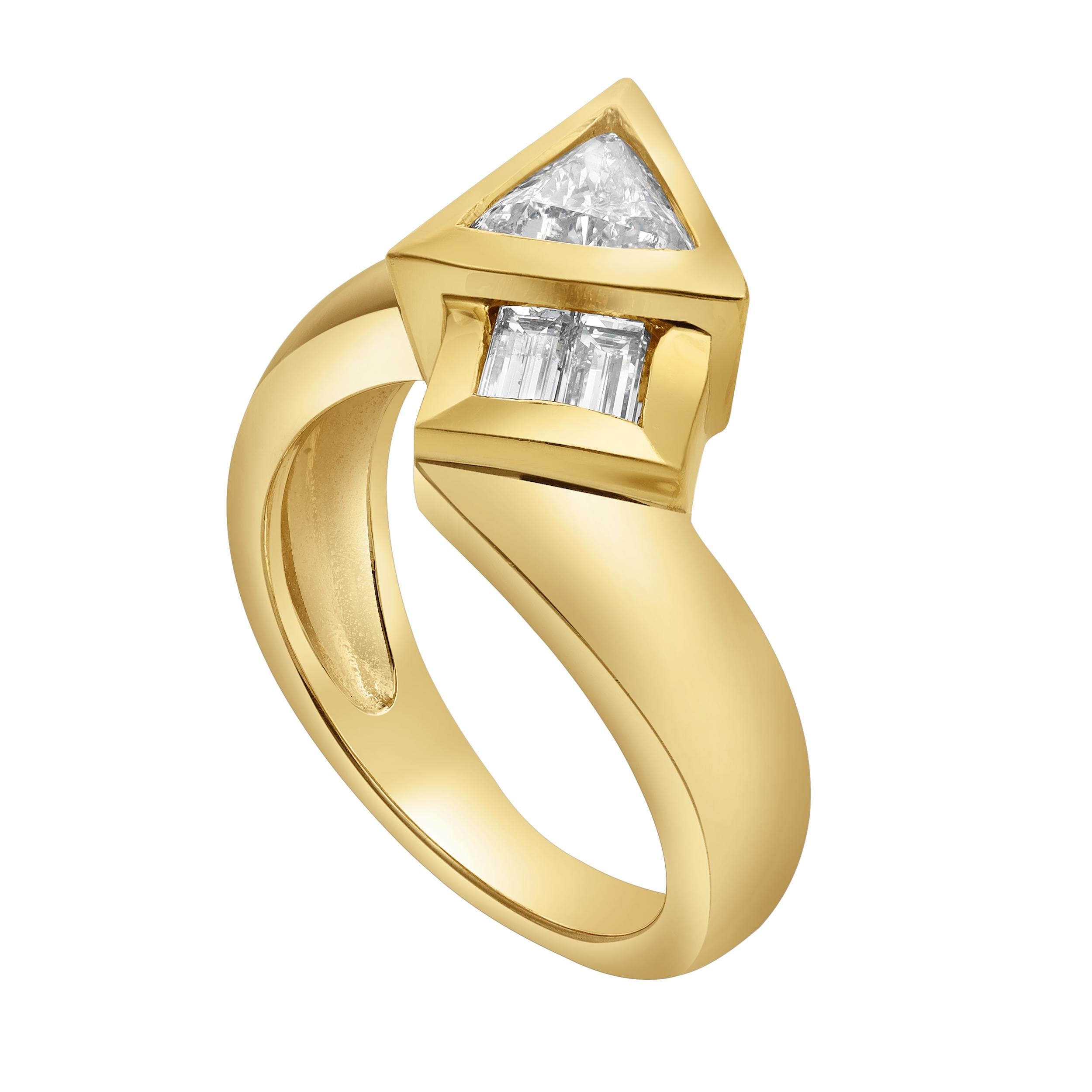 Roman Malakov Anillo de moda con diamantes talla trillón y baguette de 1,01 quilates en total Contemporáneo en venta