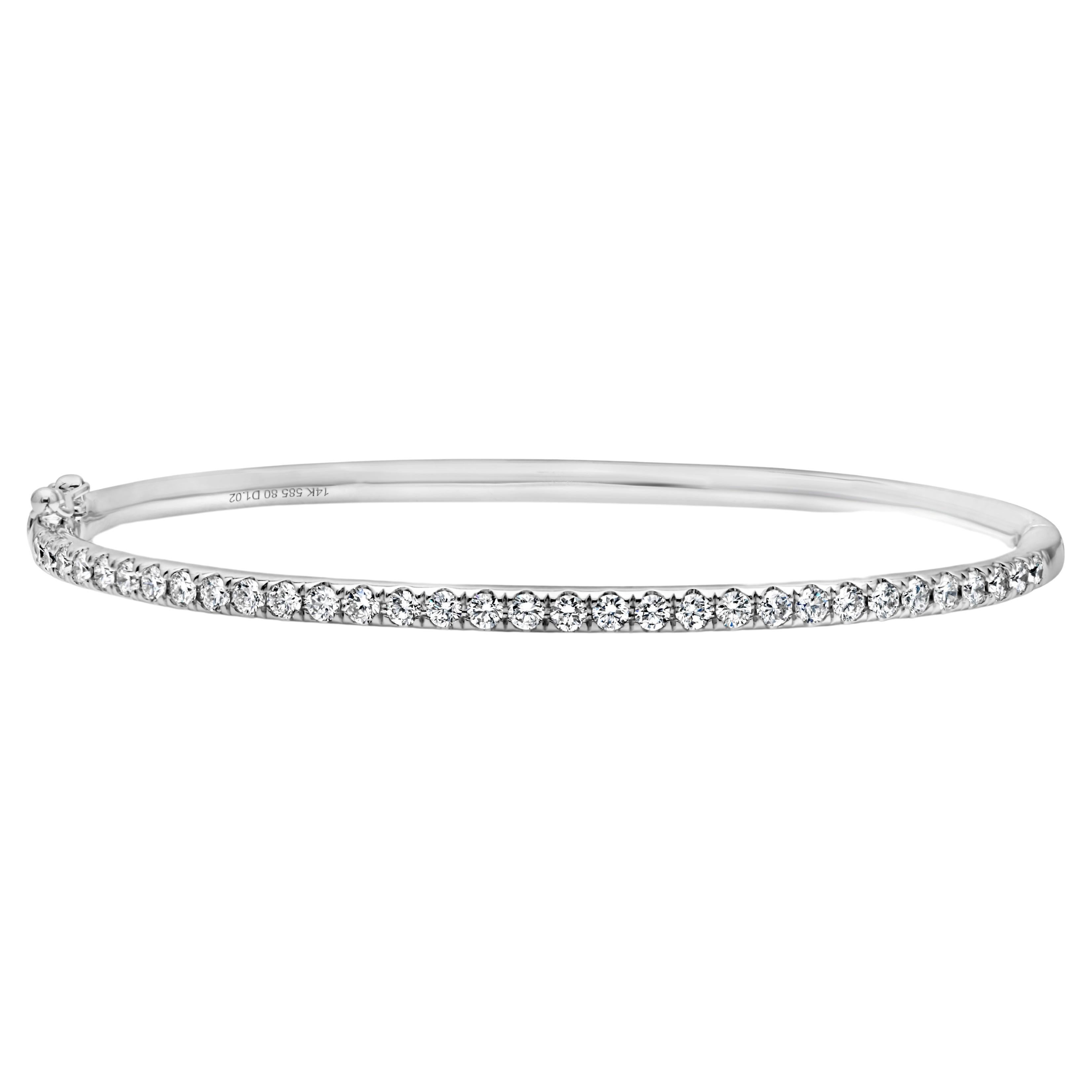 Roman Malakov 1.02 Carats Total Brilliant Round Cut Diamond Bangle Bracelet For Sale