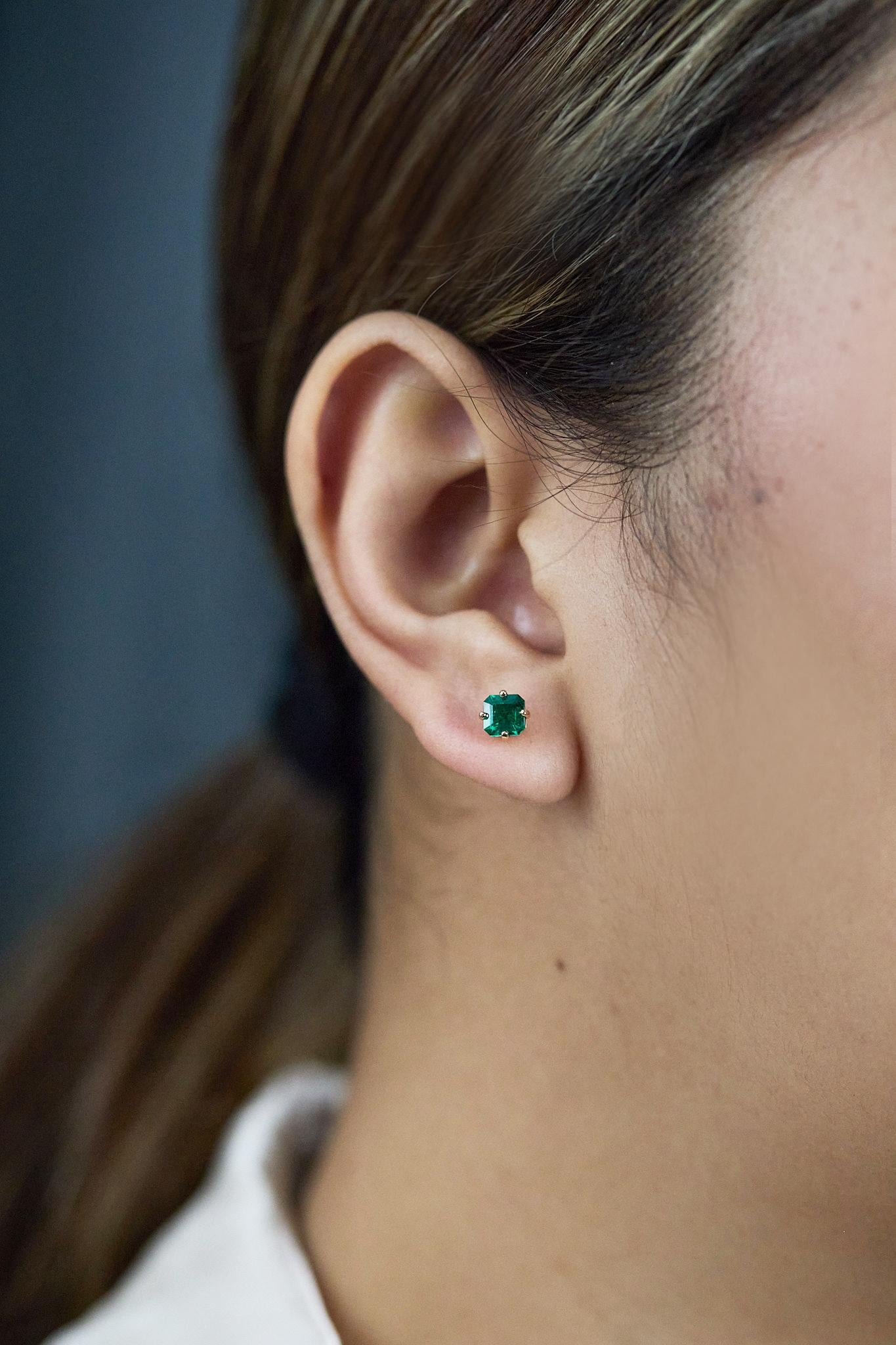 Roman Malakov - Boucles d'oreilles émeraude colombienne de 1,08 carats (taille Asscher) en vente 1