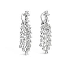 Roman Malakov, Pendientes araña de pera y diamantes redondos de 10,95 quilates en total