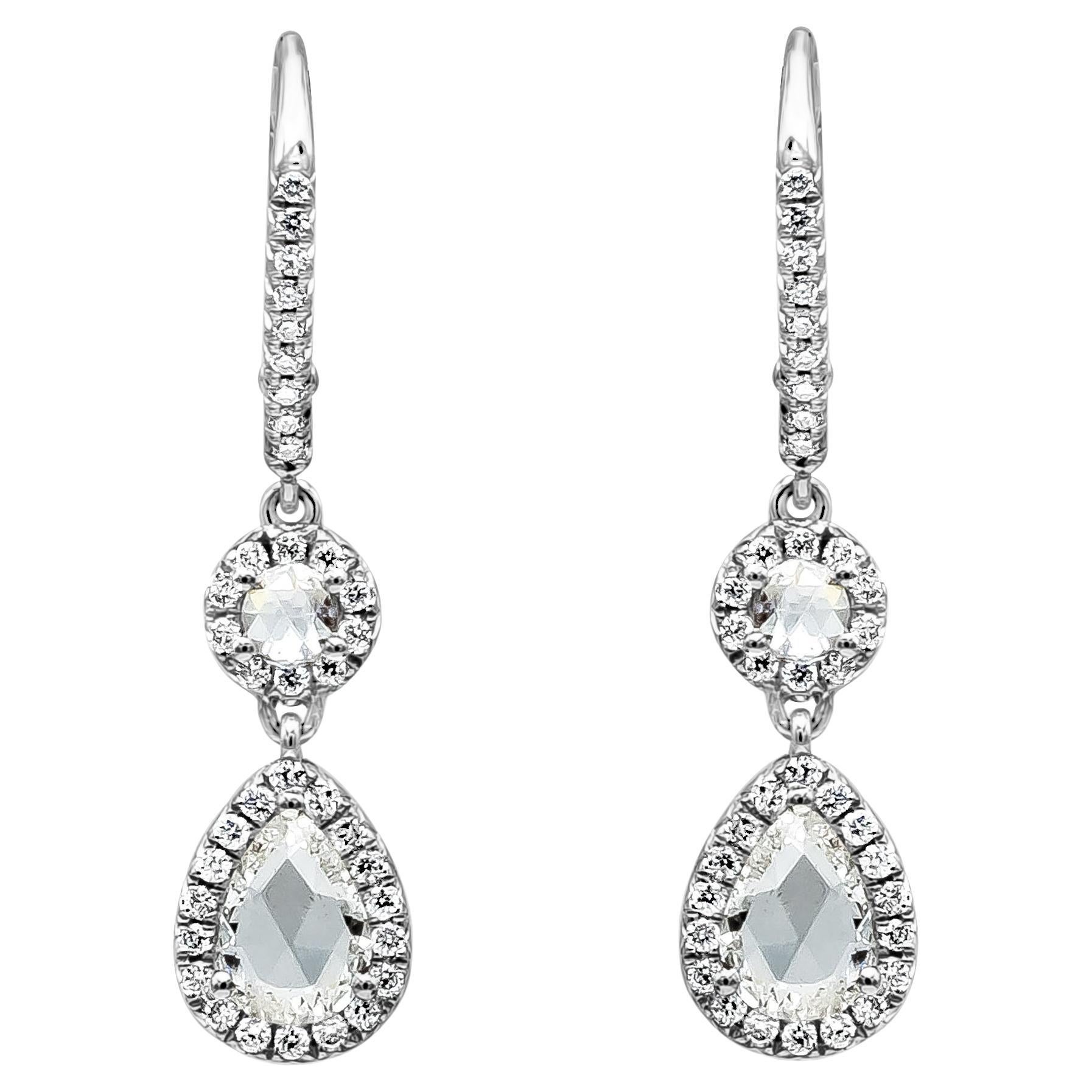 Pendants d'oreilles Roman Malakov avec diamants de formes mixtes de 1,10 carat au total en vente