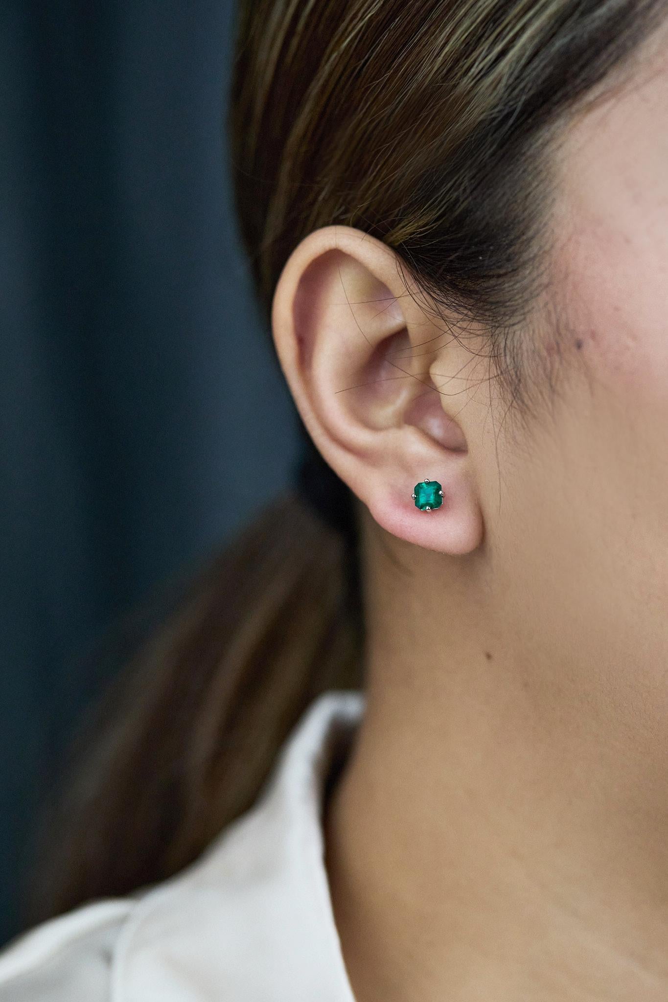 Roman Malakov - Boucles d'oreilles émeraude colombienne de 1,11 carats (taille Asscher) Unisexe en vente