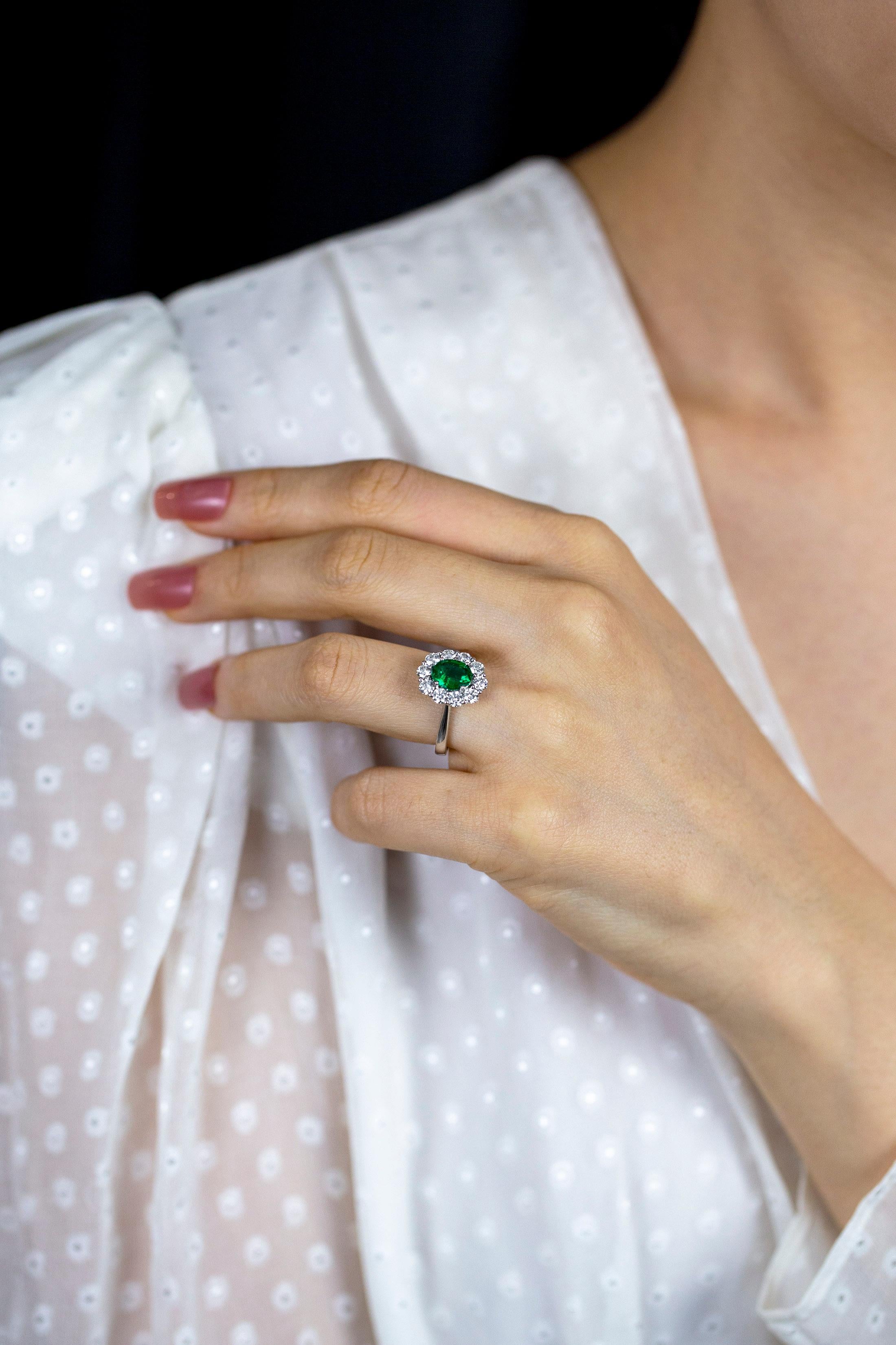 emerald ring with halo