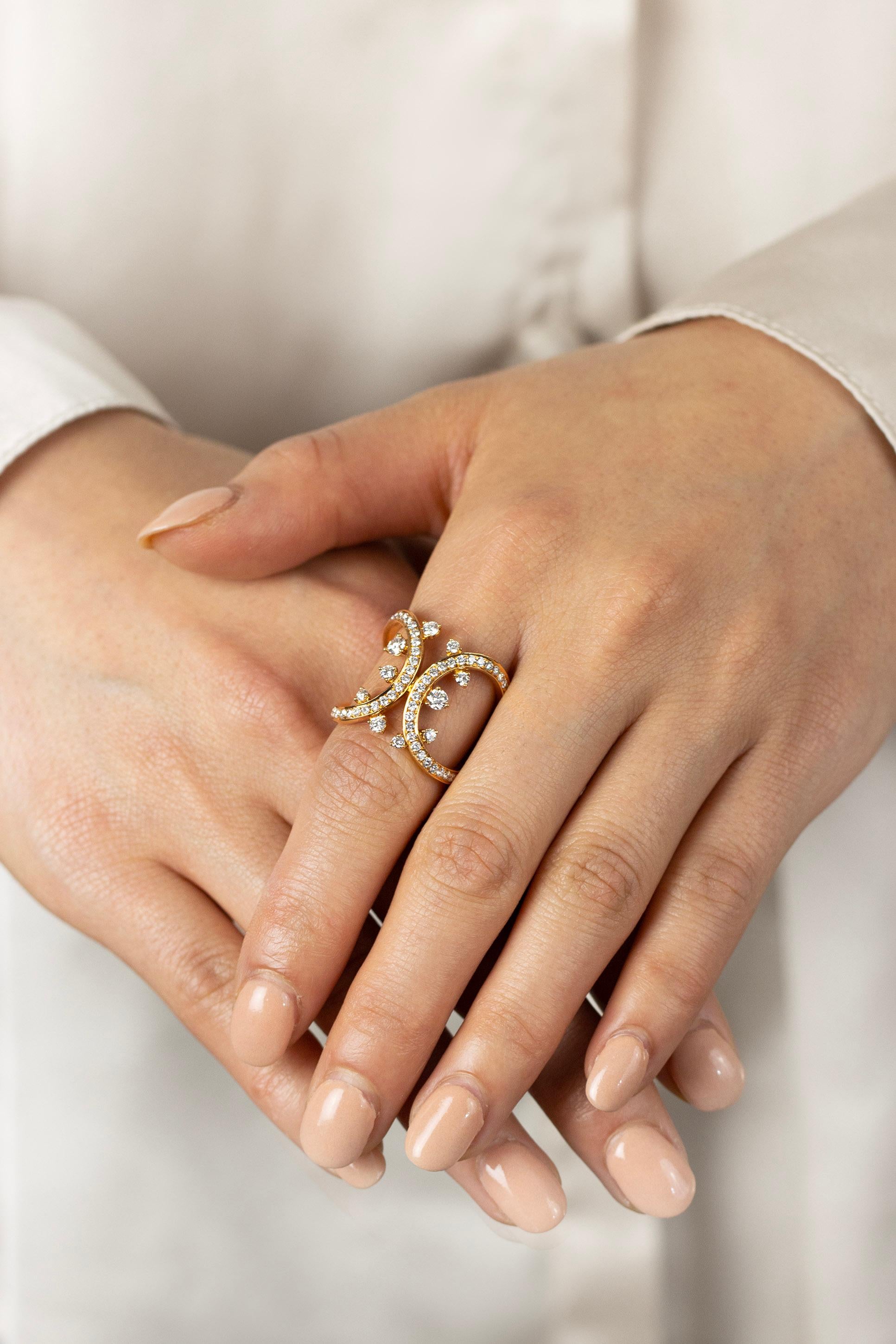 Women's Roman Malakov 1.12 Carats Brilliant Round Diamond Double Shank Fashion Ring For Sale