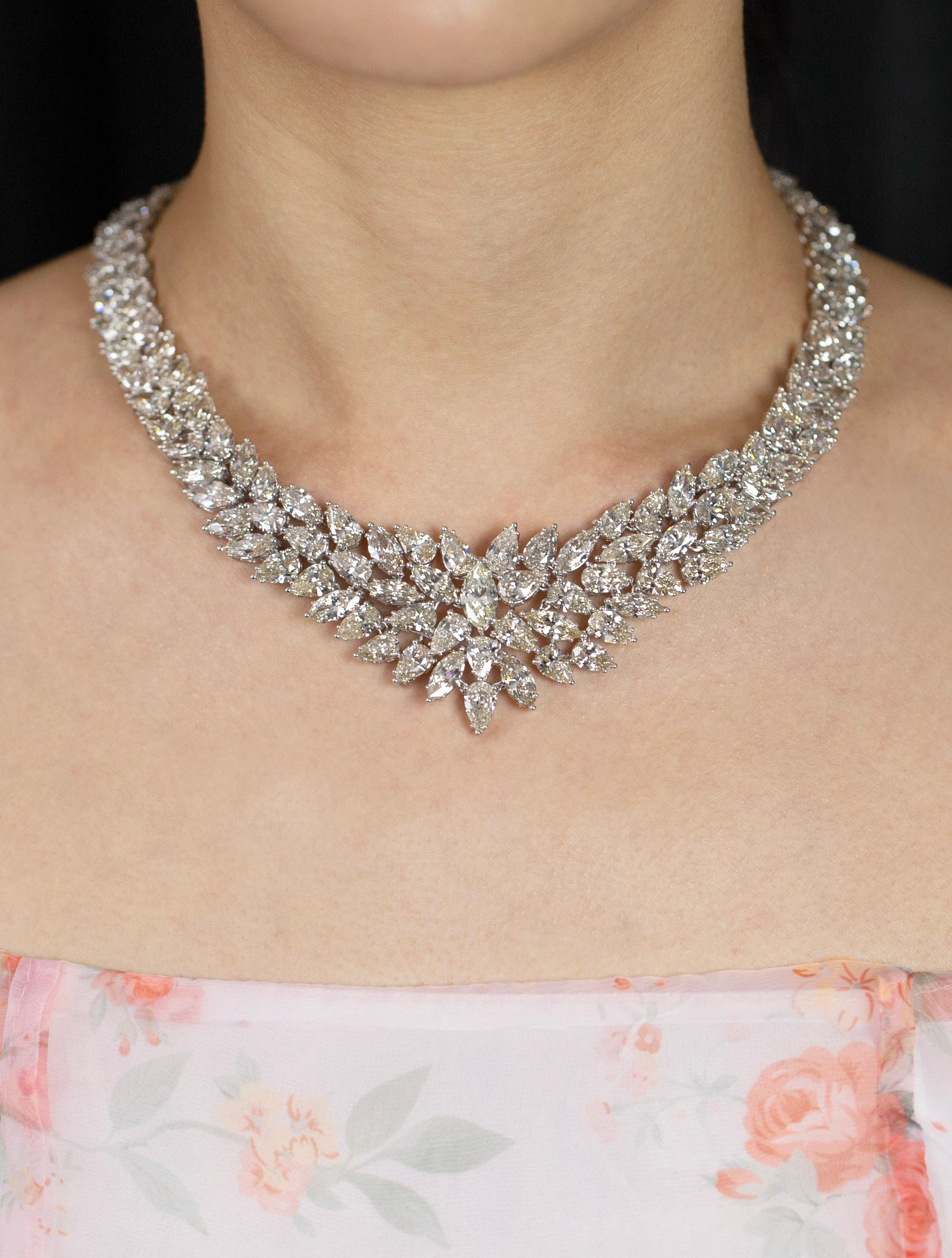 Women's Roman Malakov 115.20 Carat Total Mixed Cut Cluster Diamond Pendant Necklace For Sale