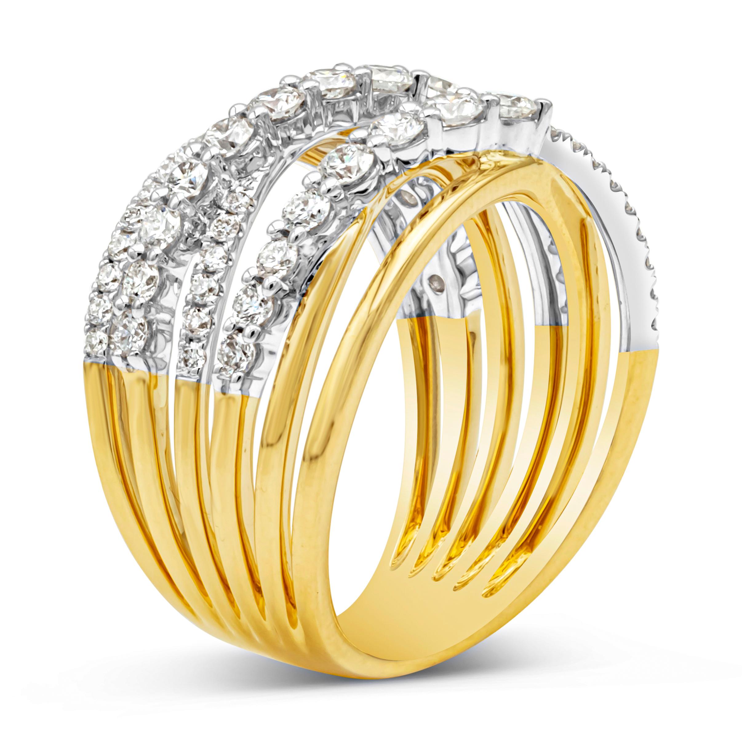 Merveilleuse bague de mode présentant un anneau galaxie à six rangs embelli de diamants ronds brillants pesant 1,18 carats au total, de couleur F-G et de pureté VS-SI1. Fabriqué avec de l'or blanc et jaune 18K, Taille 6.5 US

Style disponible dans